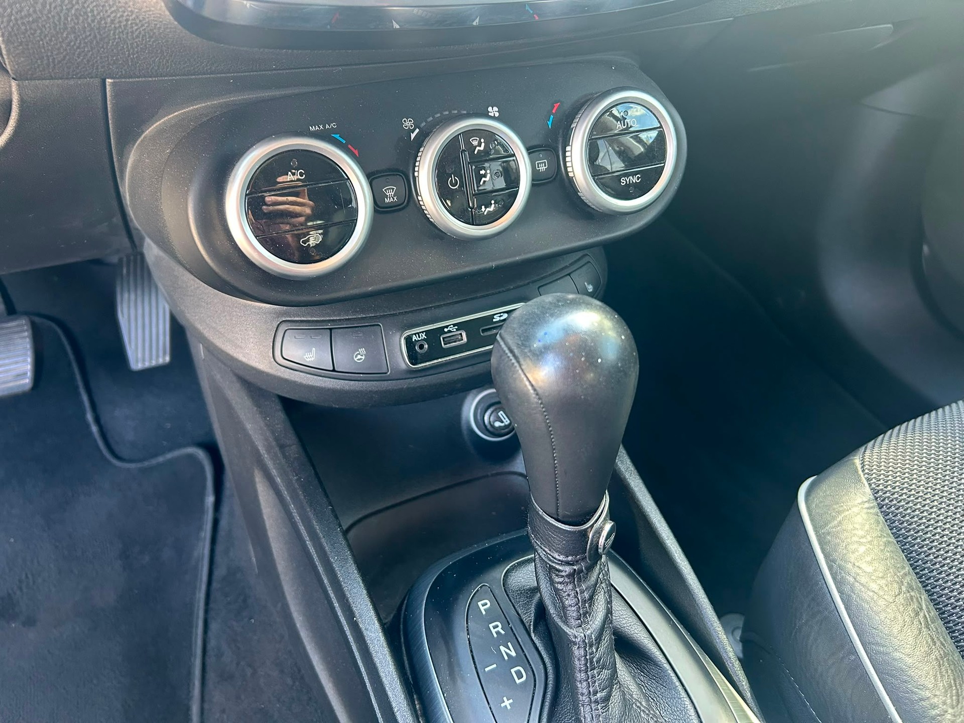 FIAT 500X 1.4T Cross 4x4 Automatic-image-12