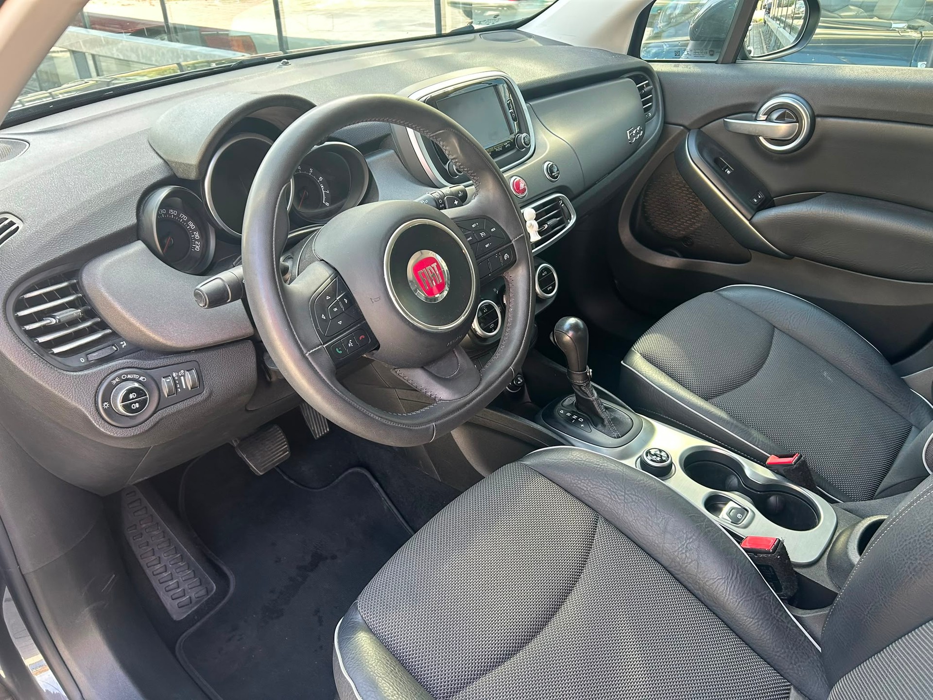 FIAT 500X 1.4T Cross 4x4 Automatic-image-6