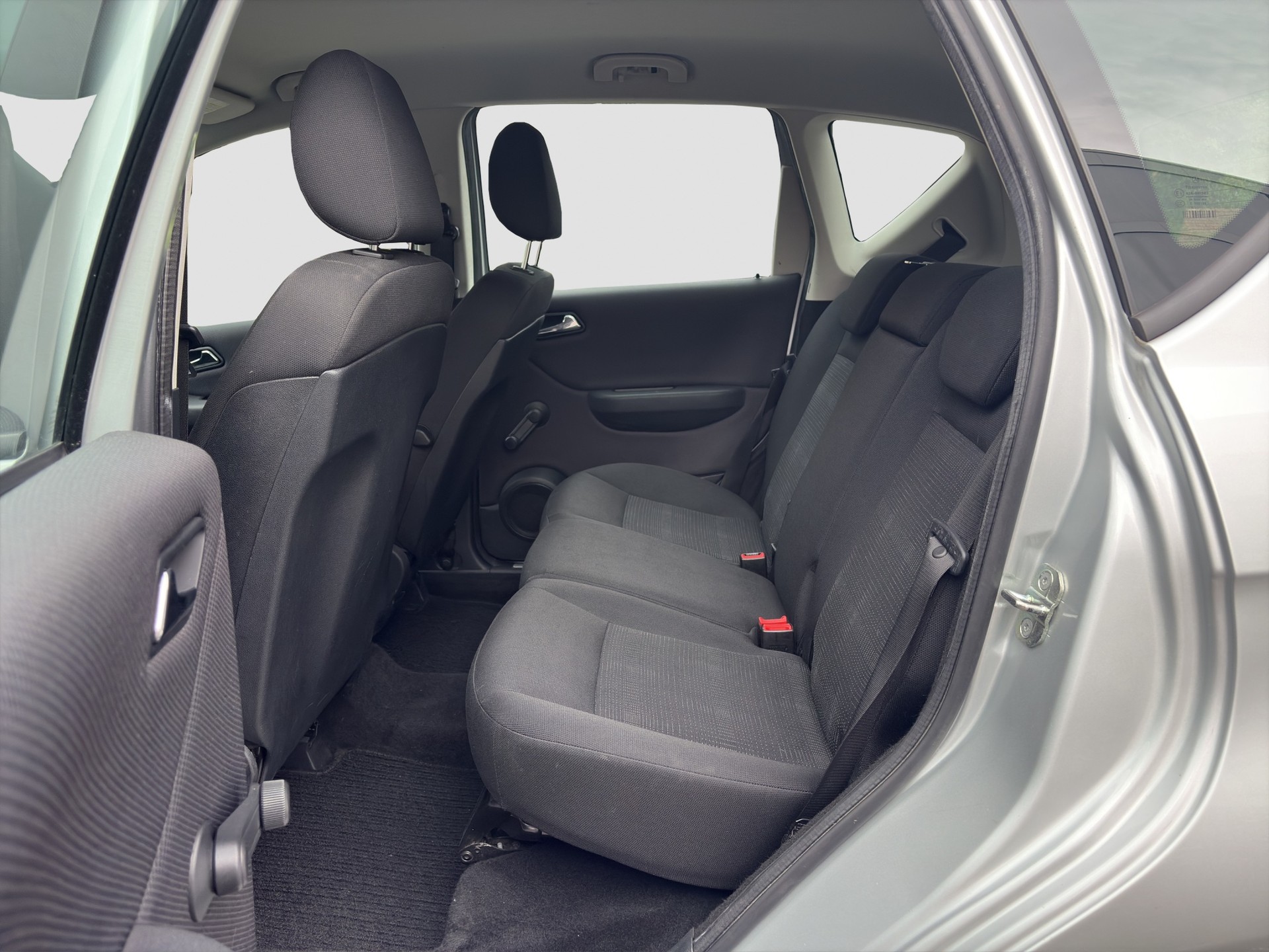 MERCEDES-BENZ A 160 (150) Classic Autotronic-image-9
