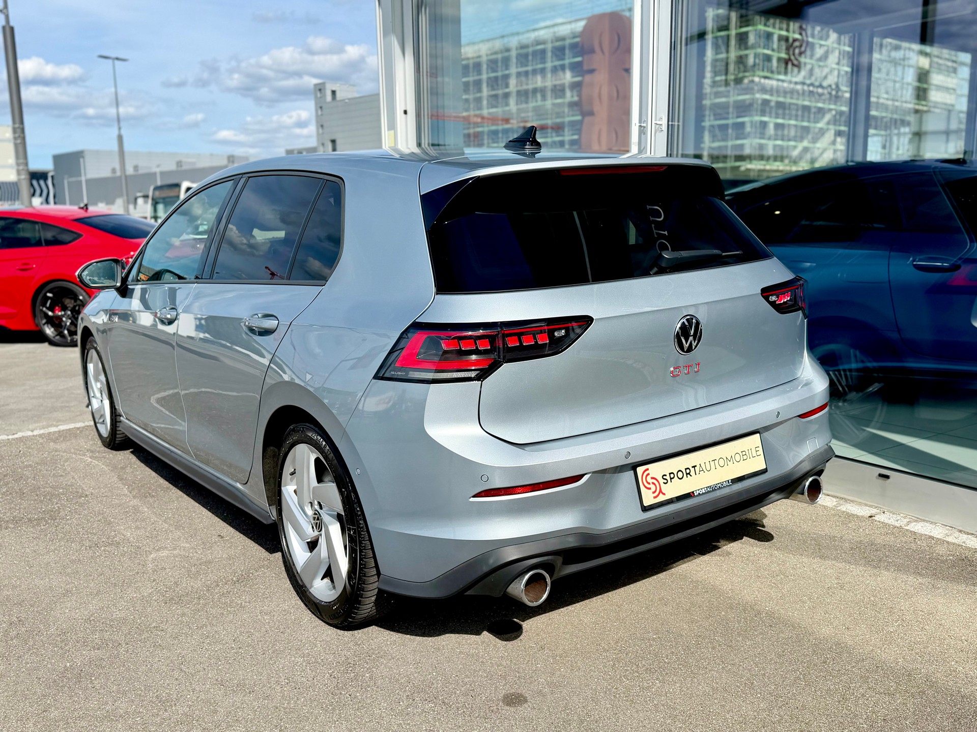 VW Golf 2.0 TSI GTI DSG-image-8
