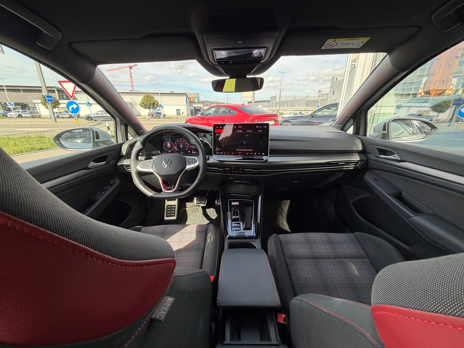 VW Golf 2.0 TSI GTI DSG-image-12