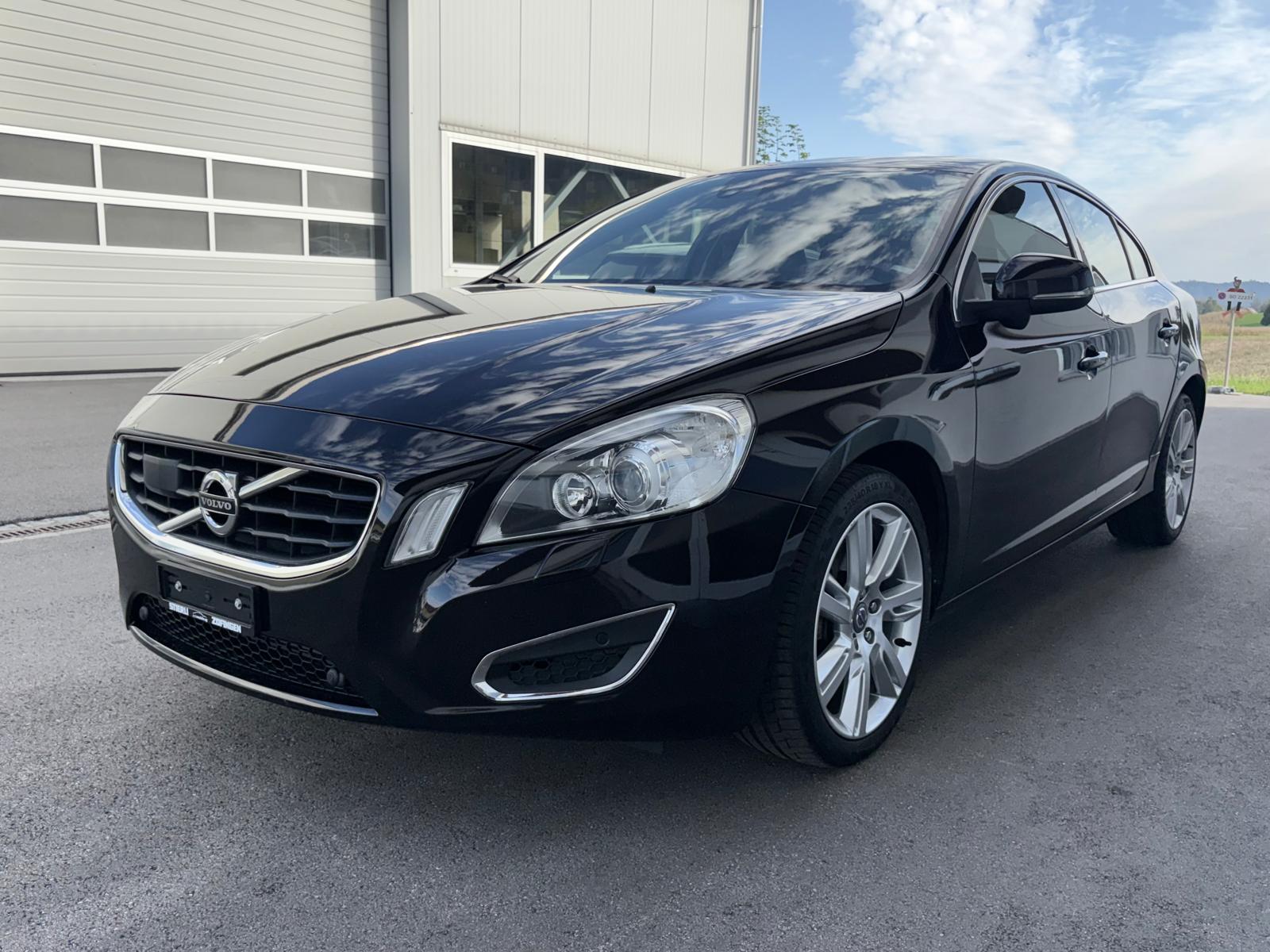 VOLVO S60 T6 AWD Summum Geartronic MFK 31.08.2026-image-2