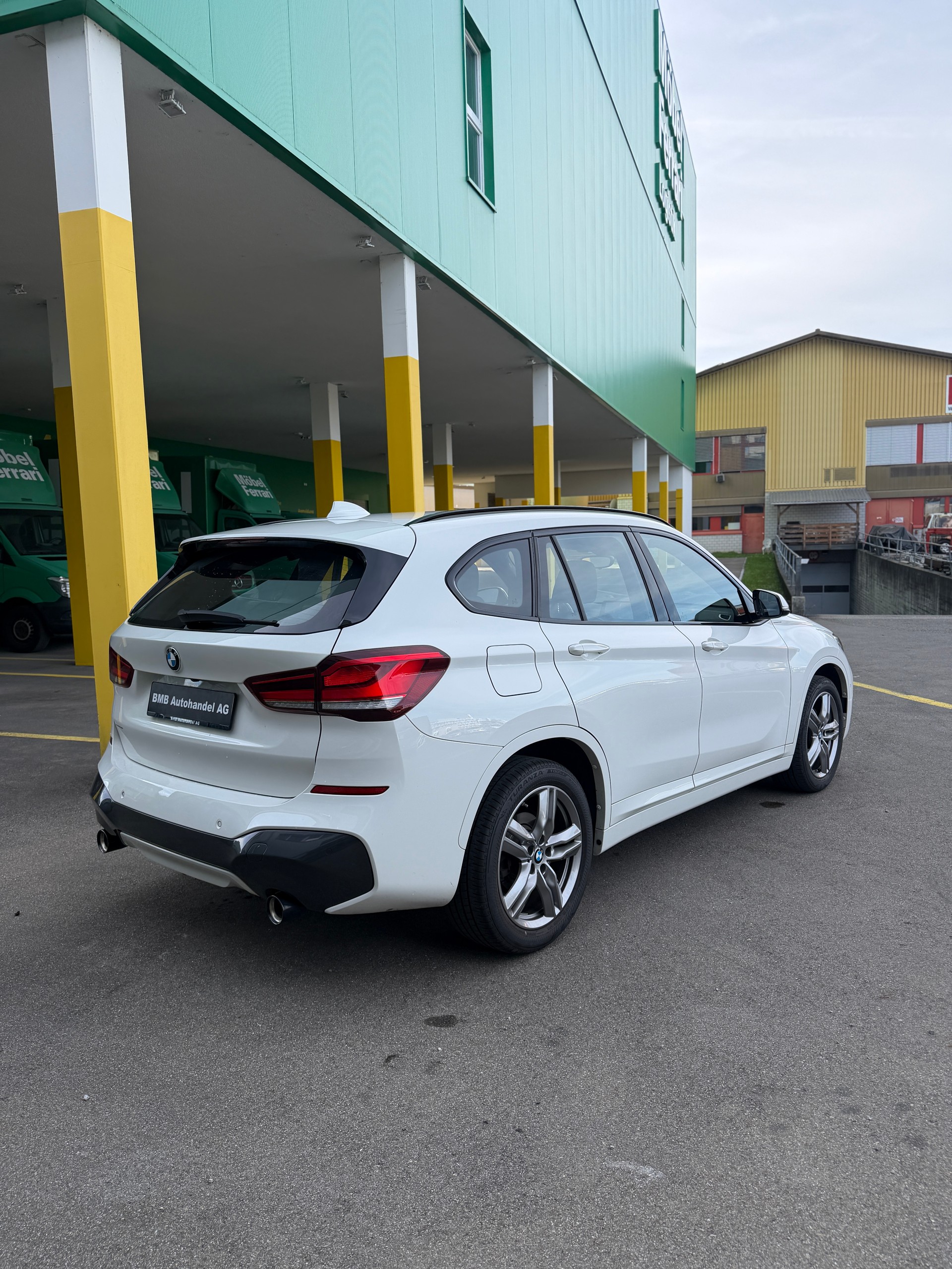 BMW X1 sDrive 18d M Sport Steptronic-image-6