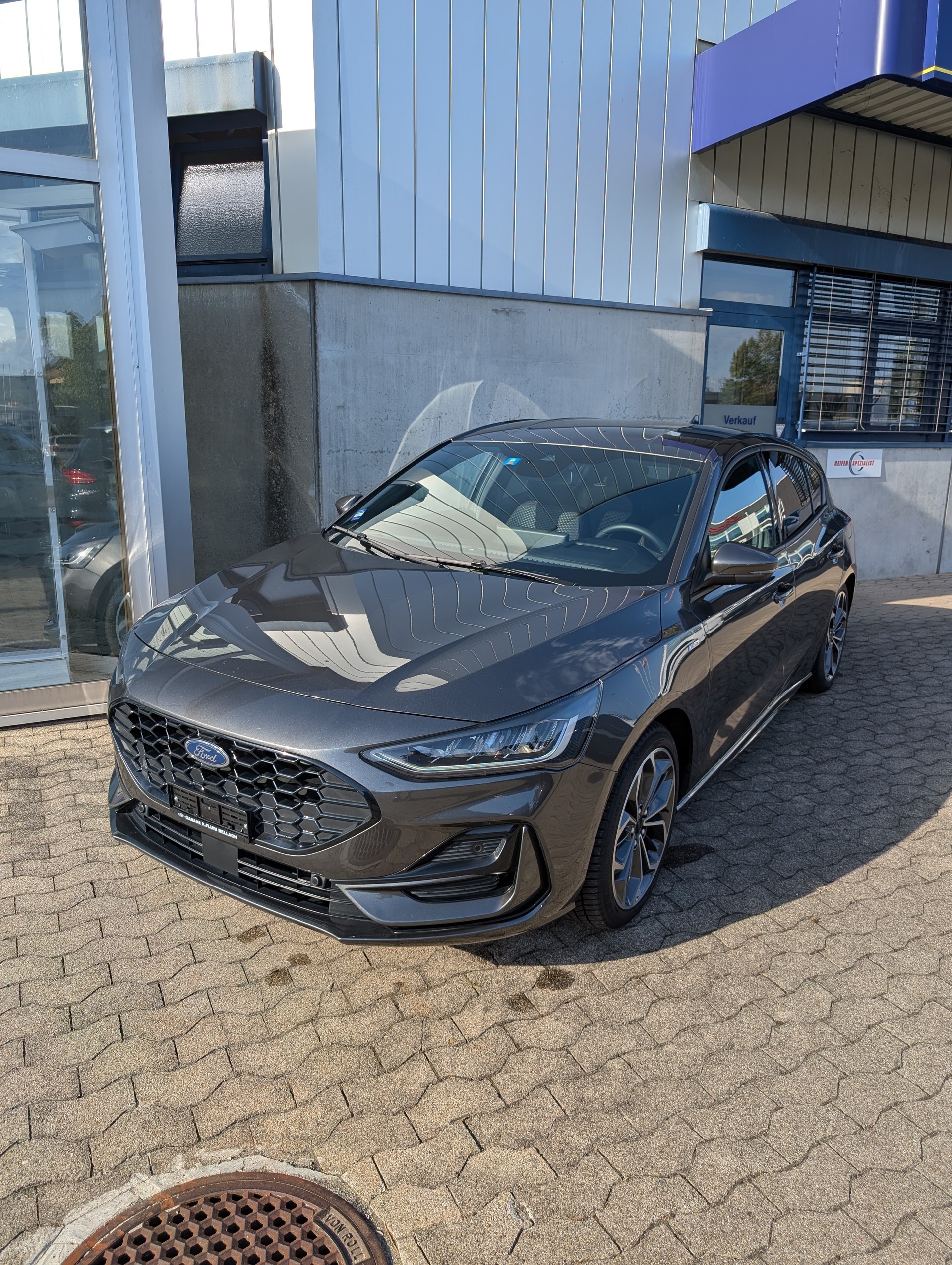 FORD Focus 1.0 MHEV ST-Line X Automat-image-0