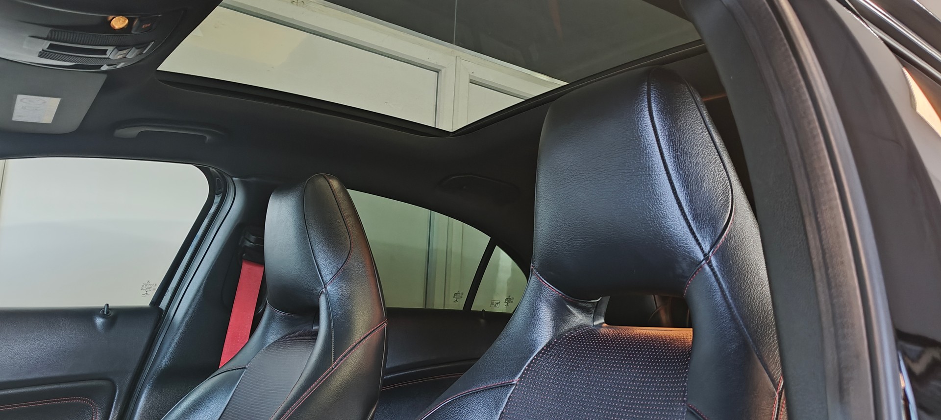 MERCEDES-BENZ A 250 Sport 7G-DCT-image-9