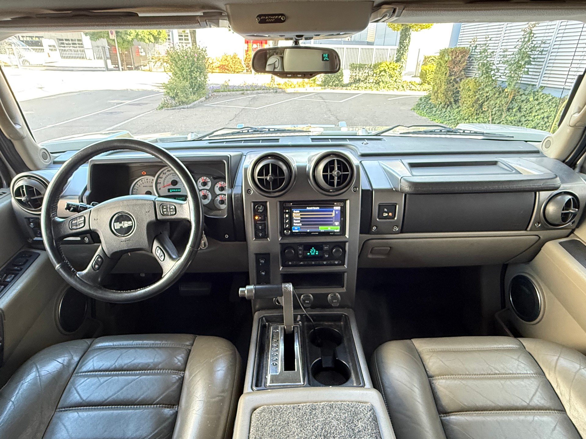HUMMER H2 6.0 Luxury-image-9