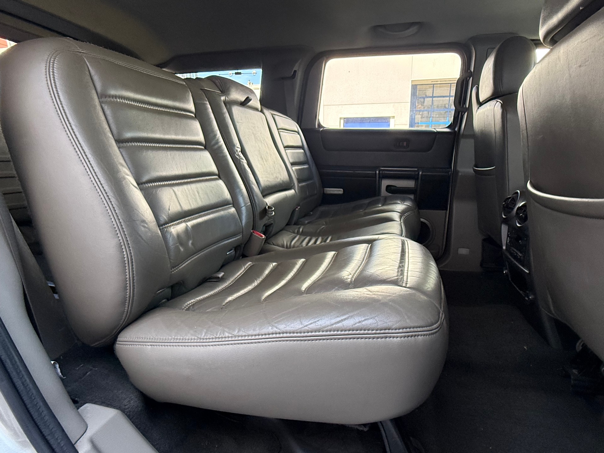HUMMER H2 6.0 Luxury-image-14