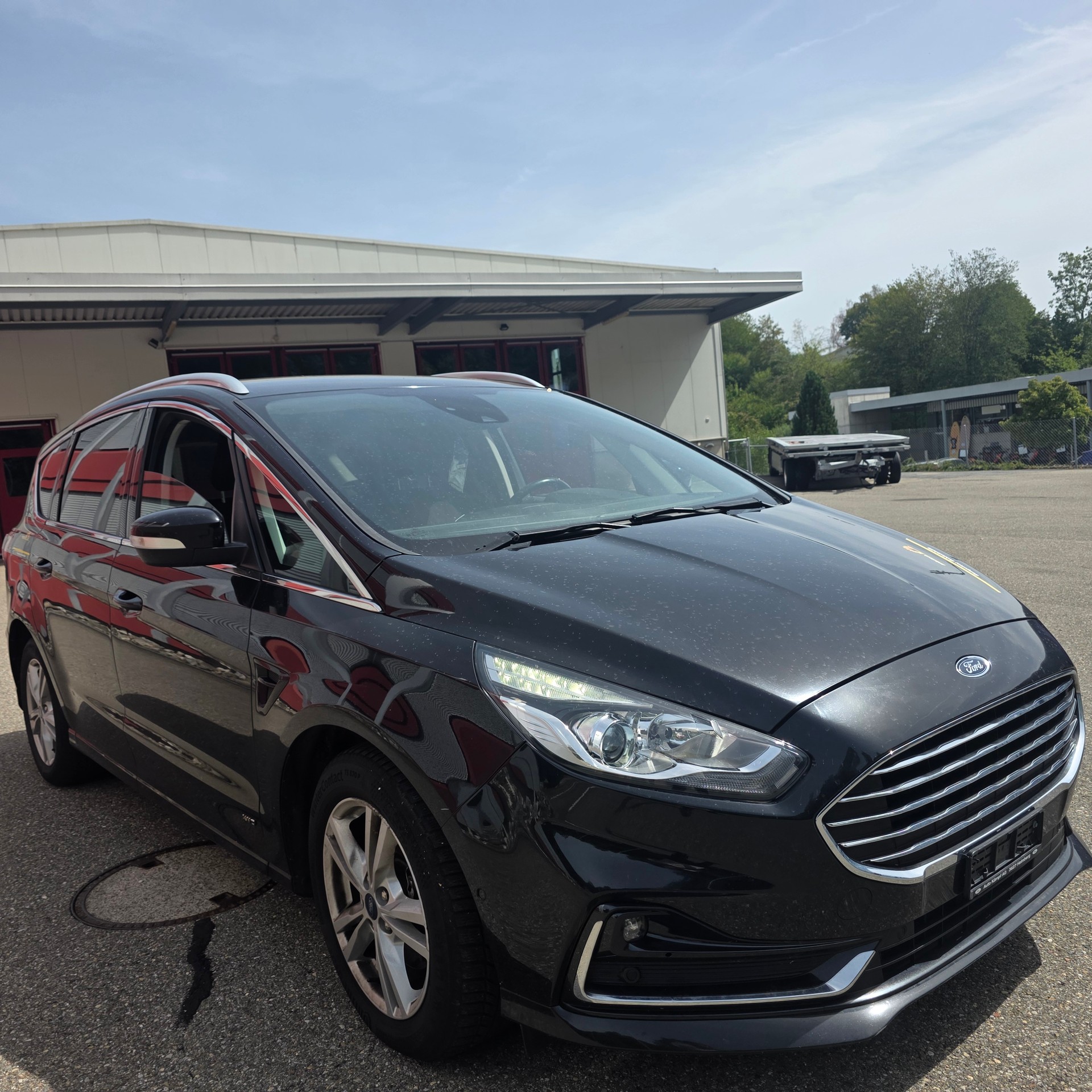 FORD S-Max 2.0 TDCi Titanium AWD Automatic-image-5