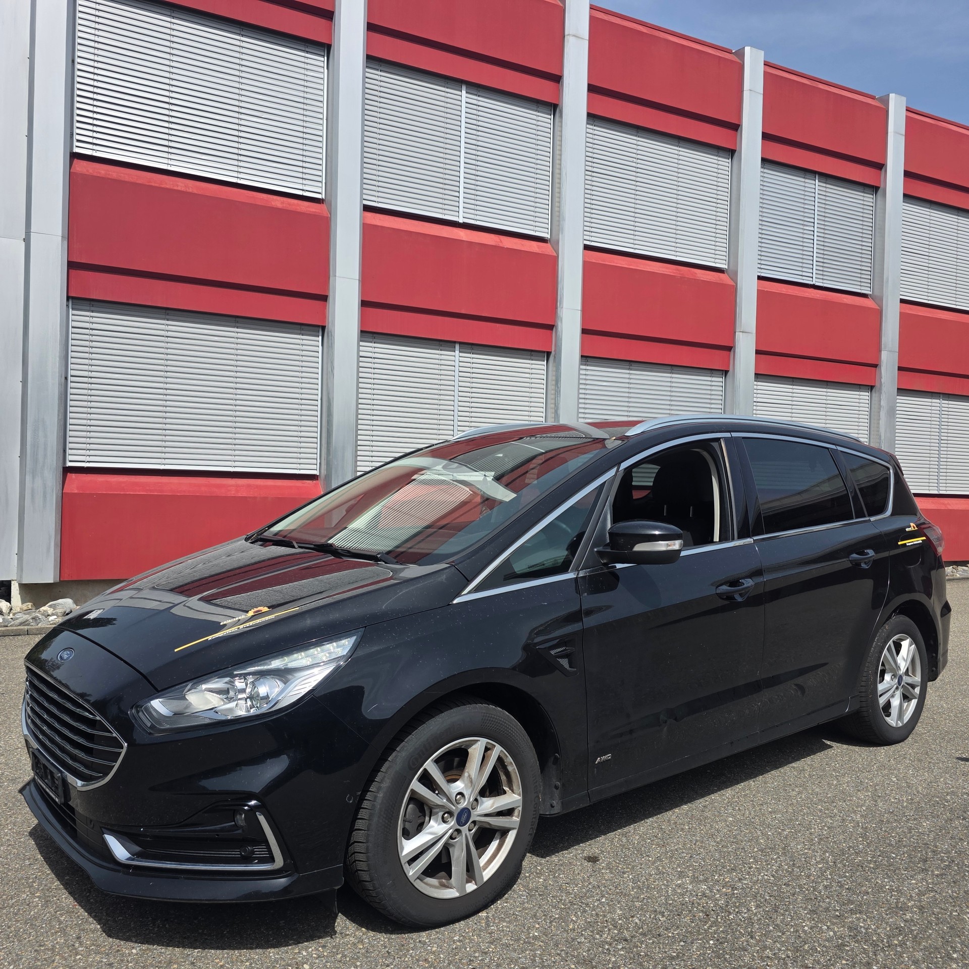 FORD S-Max 2.0 TDCi Titanium AWD Automatic-image-7