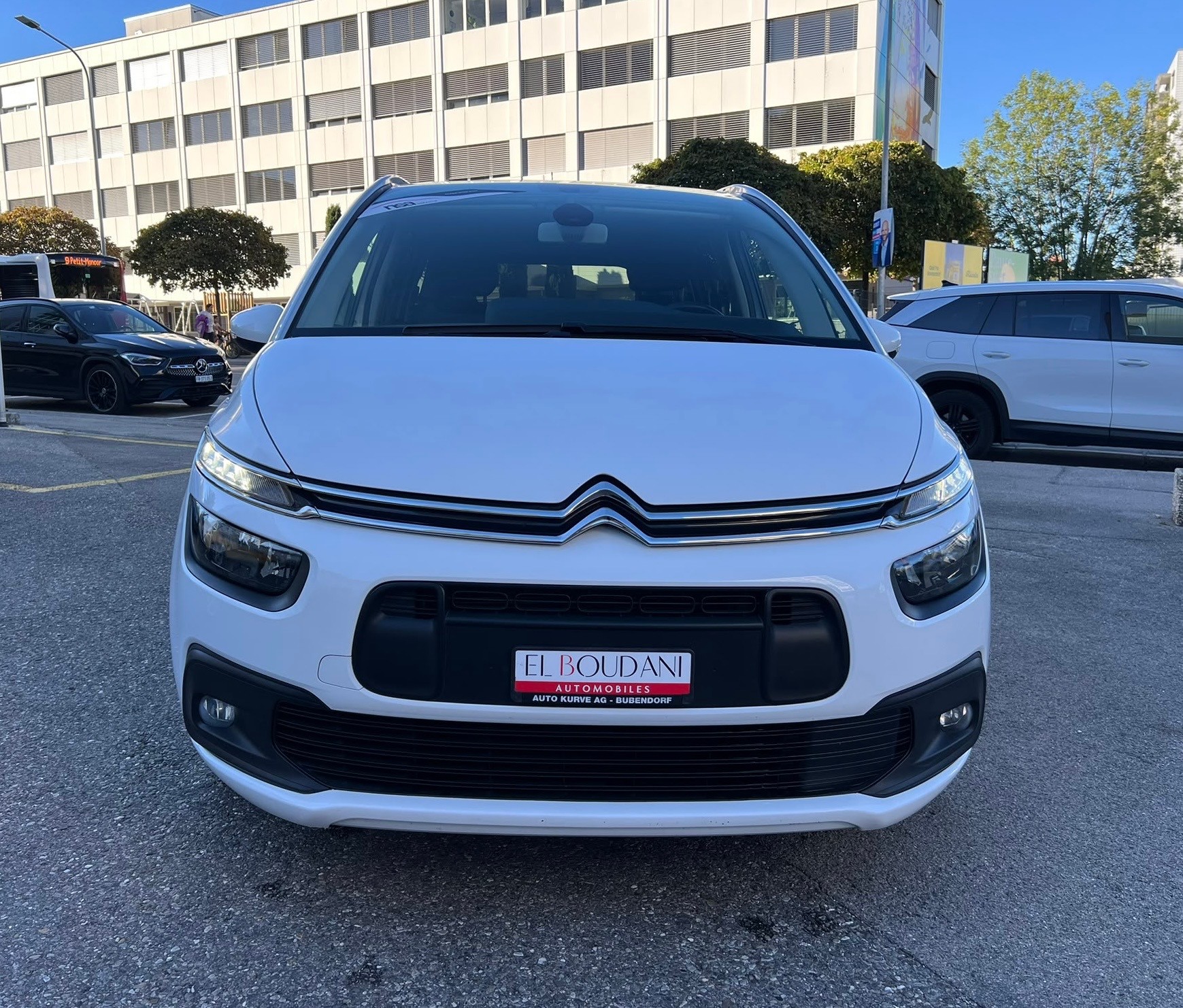 CITROEN Swiss Family Edition-image-1