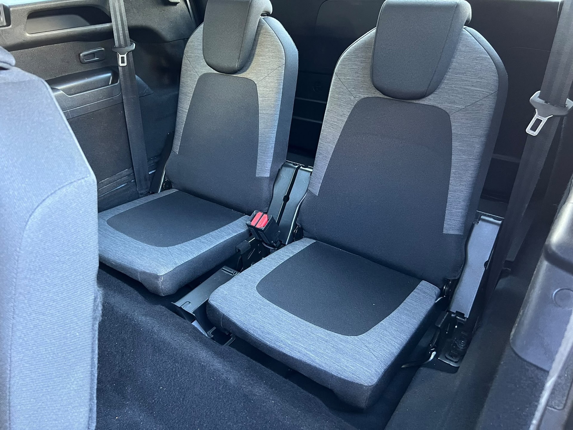 CITROEN Swiss Family Edition-image-9