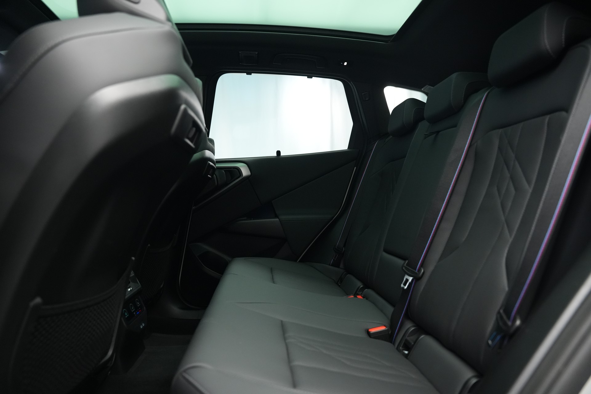 BMW X3 xDrive M50 48V M Sport Pro *AHK* *Head-Up* *Panorama* *Iconic Glow*-image-15