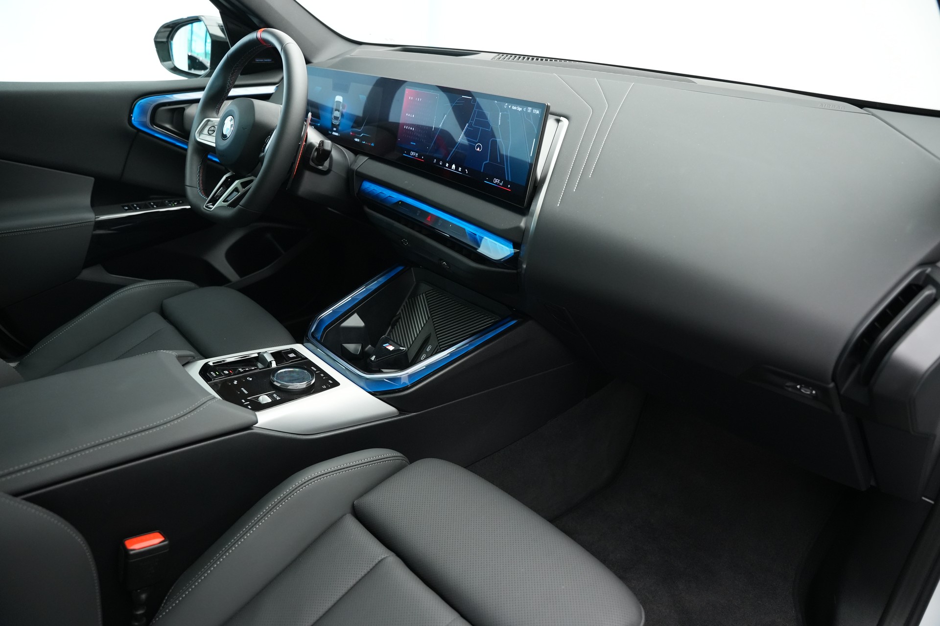 BMW X3 xDrive M50 48V M Sport Pro *AHK* *Head-Up* *Panorama* *Iconic Glow*-image-10