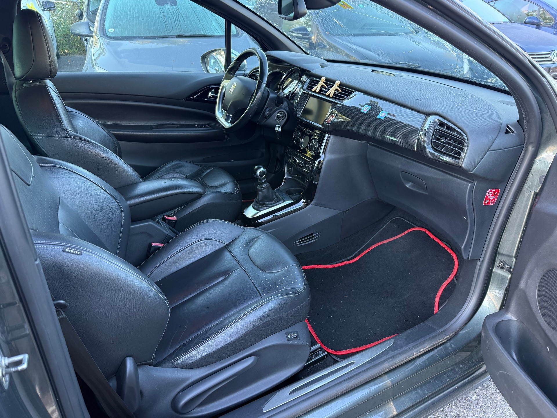 DS AUTOMOBILES DS3 1.6 THP Sport Chic-image-8