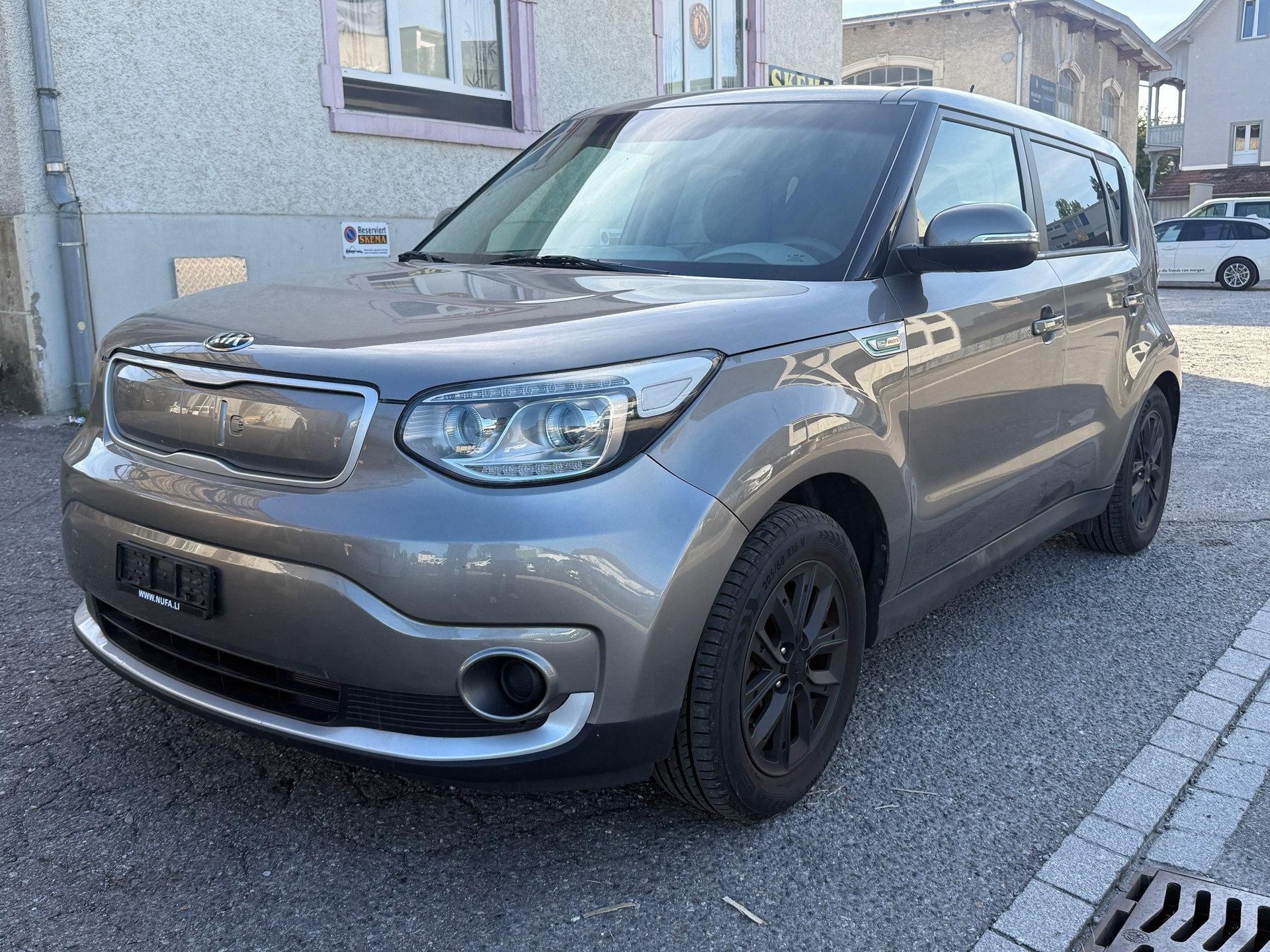 KIA Soul EV Trend-image-6