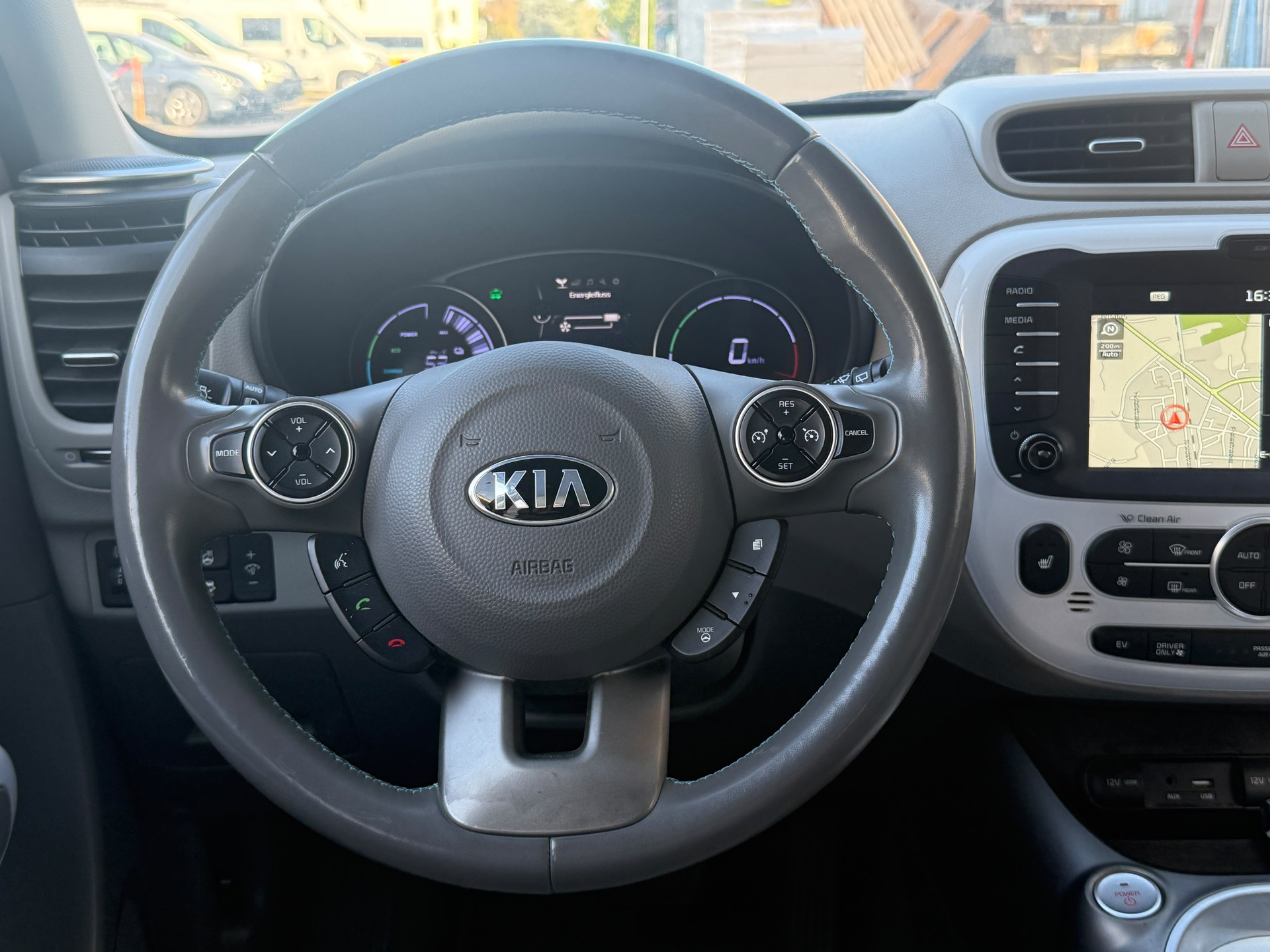KIA Soul EV Trend-image-11