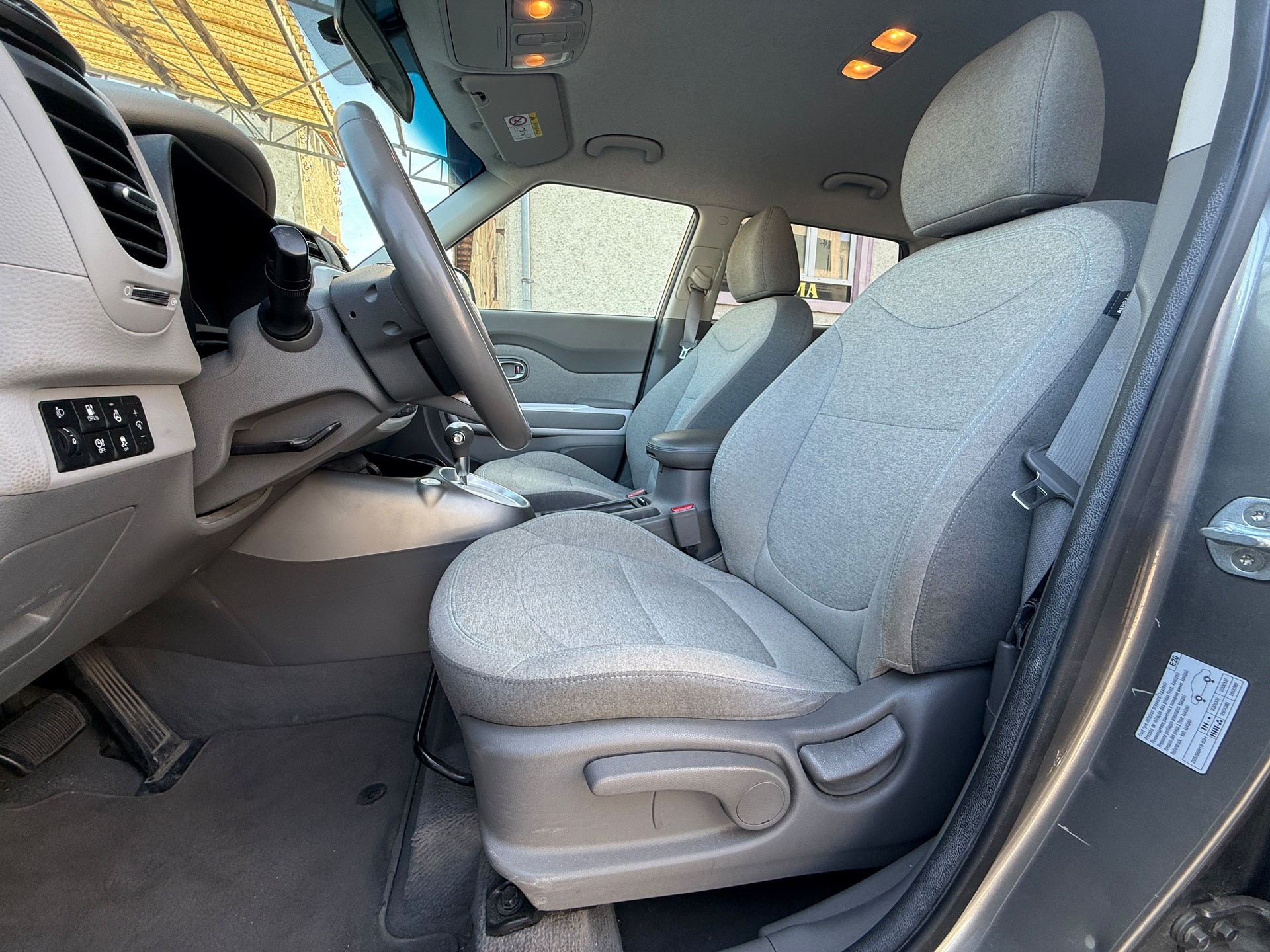 KIA Soul EV Trend-image-8