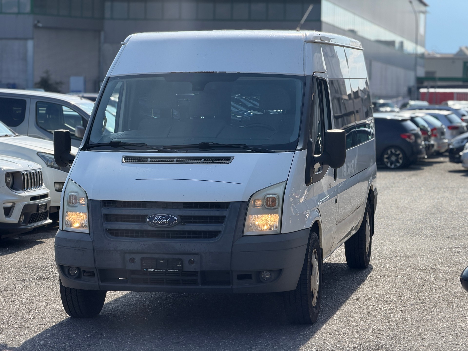 FORD Transit 2.4 TDCi Bus M2 350L Trend 14Pl.-image-2