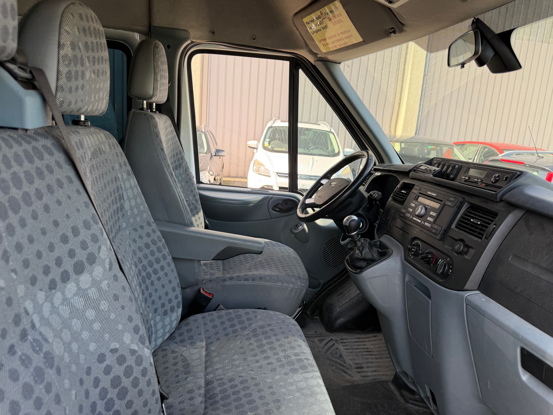 FORD Transit 2.4 TDCi Bus M2 350L Trend 14Pl.-image-7