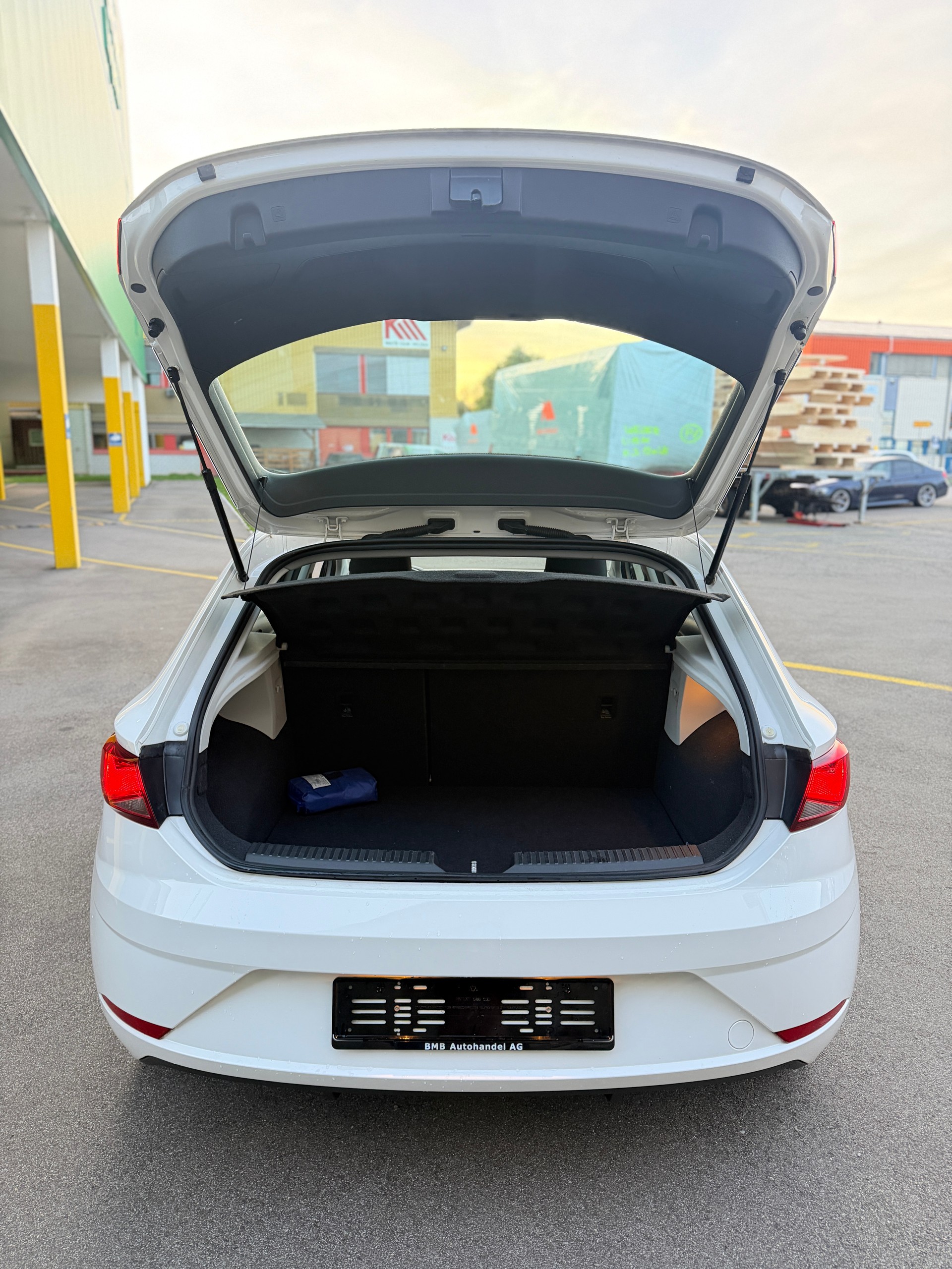 SEAT Leon 1.5 TGI Style DSG-image-14