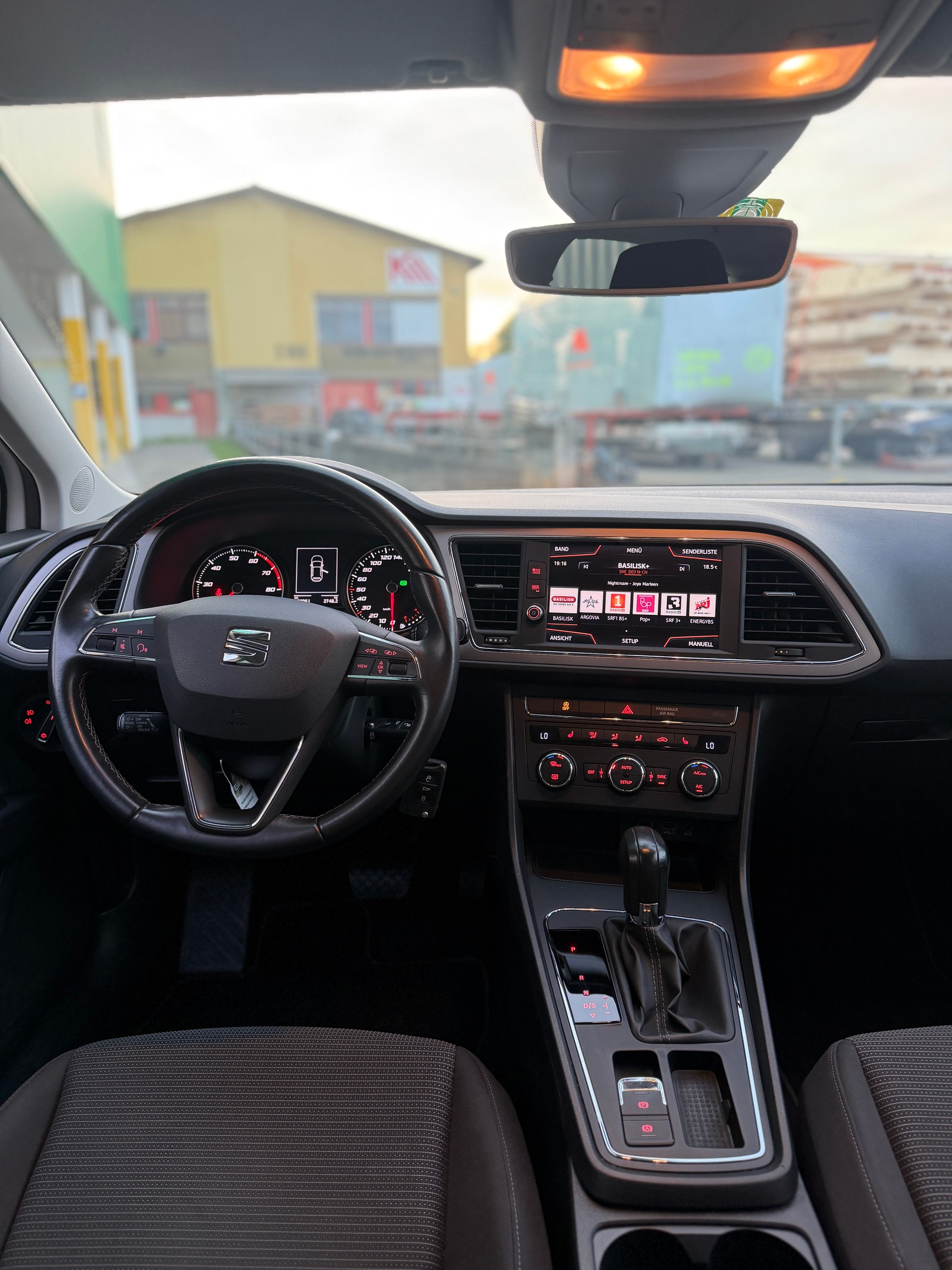 SEAT Leon 1.5 TGI Style DSG-image-8