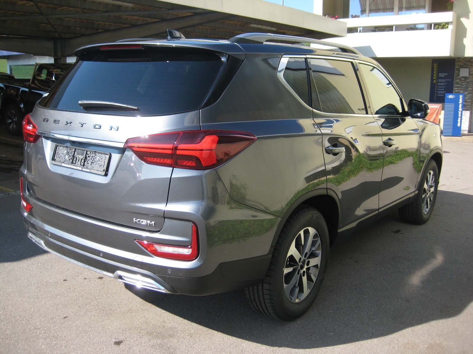KGM-SsangYong Rexton 2.2 CRDi Platinum 4WD AT-image-3