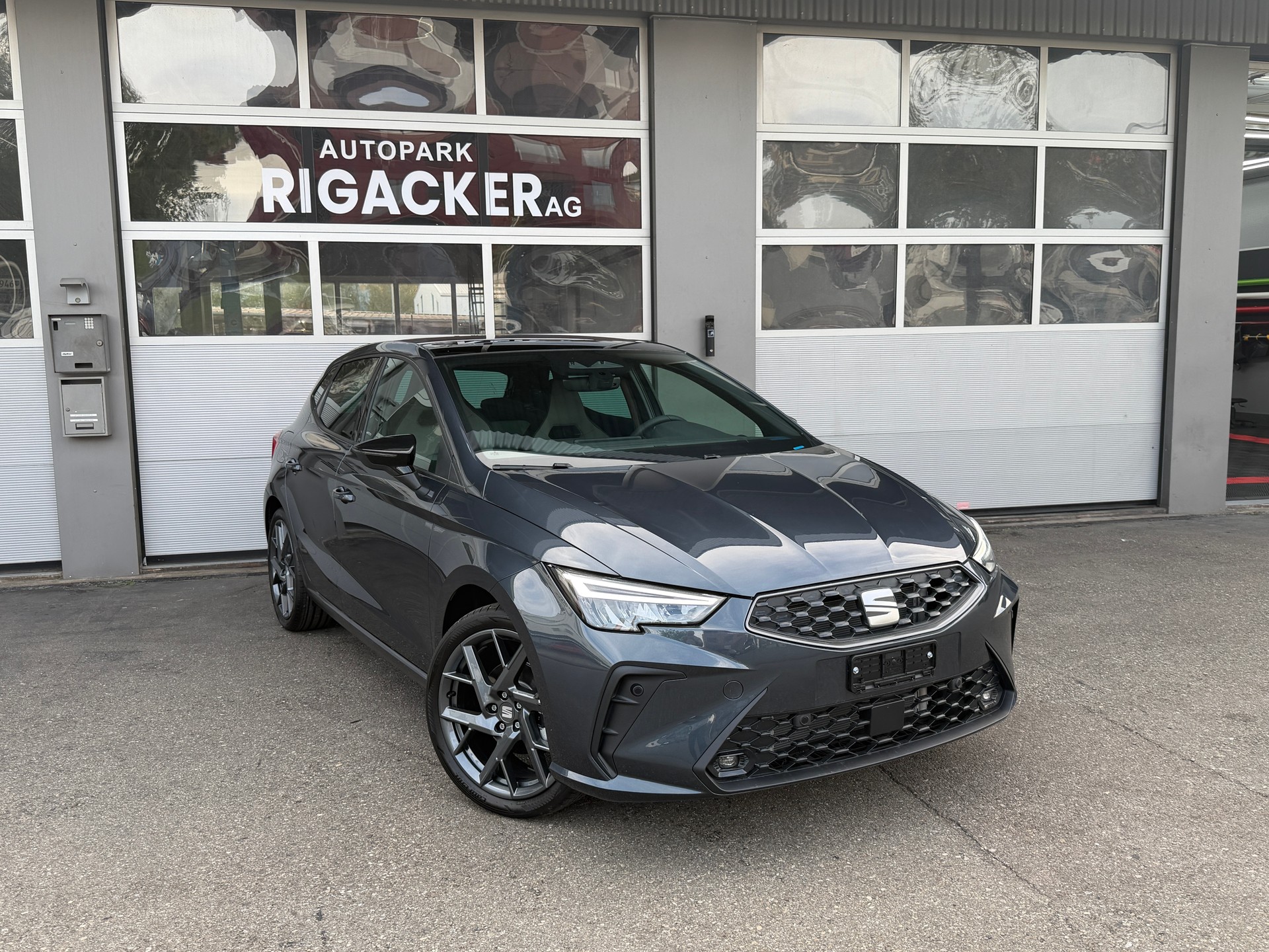 SEAT Ibiza 1.5 EcoTSI Move FR DSG-image-0