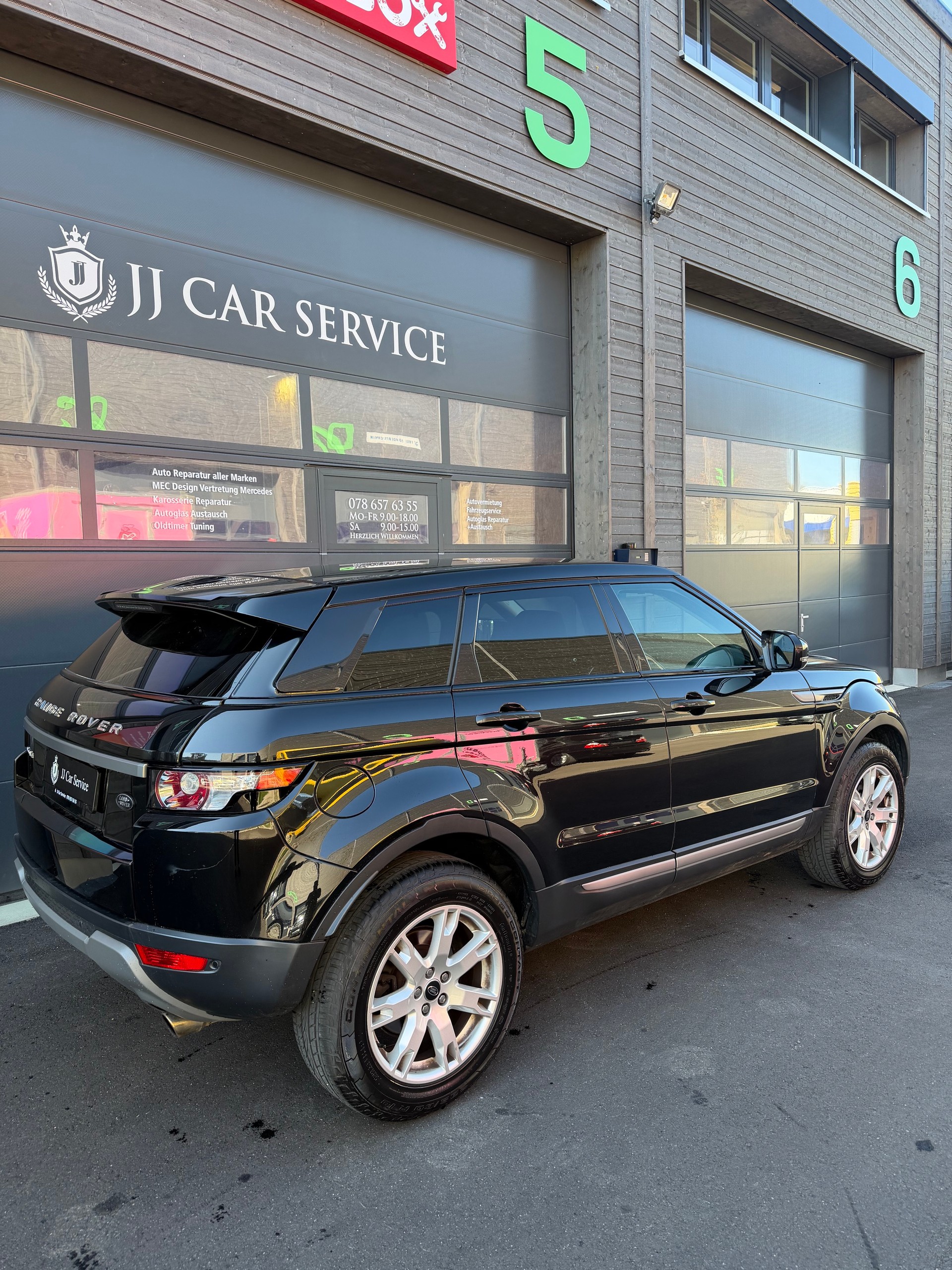 LAND ROVER Range Rover Evoque 2.0 Si4 Prestige AT6-image-3