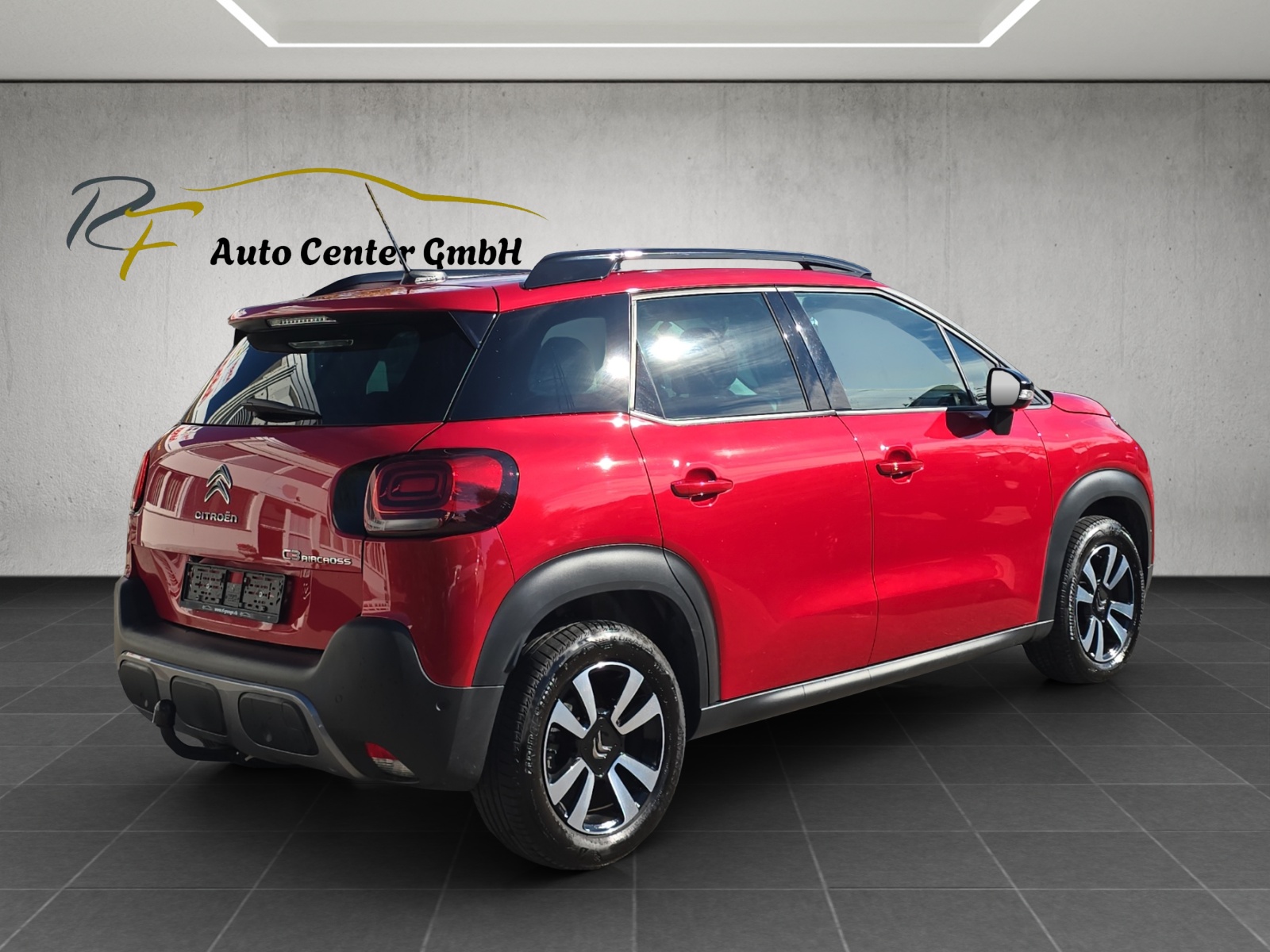 CITROEN C3 Aircross 1.2i PureTech Shine Pack EAT6-image-3