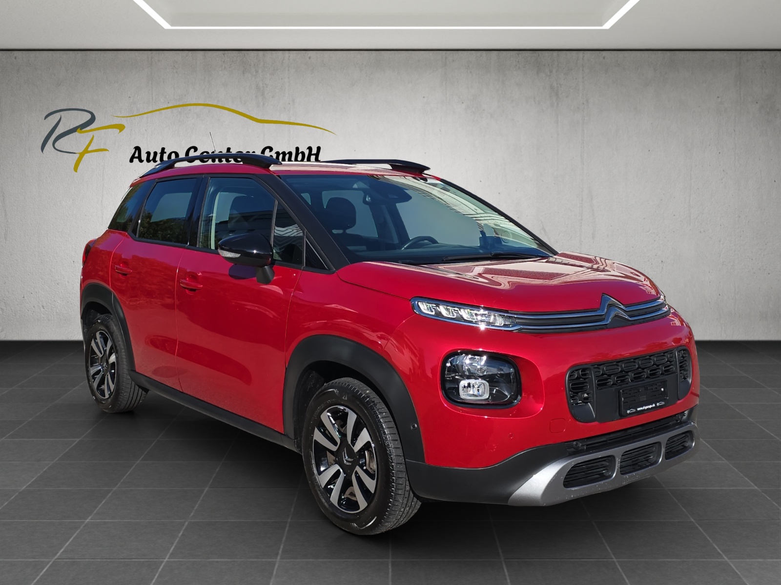 CITROEN C3 Aircross 1.2i PureTech Shine Pack EAT6-image-2