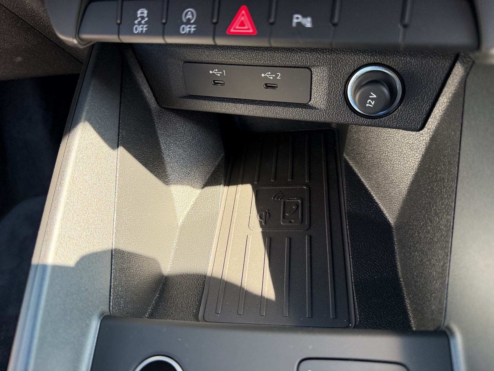 AUDI A1 Sportback 35 TFSI S Line S-tronic-image-14