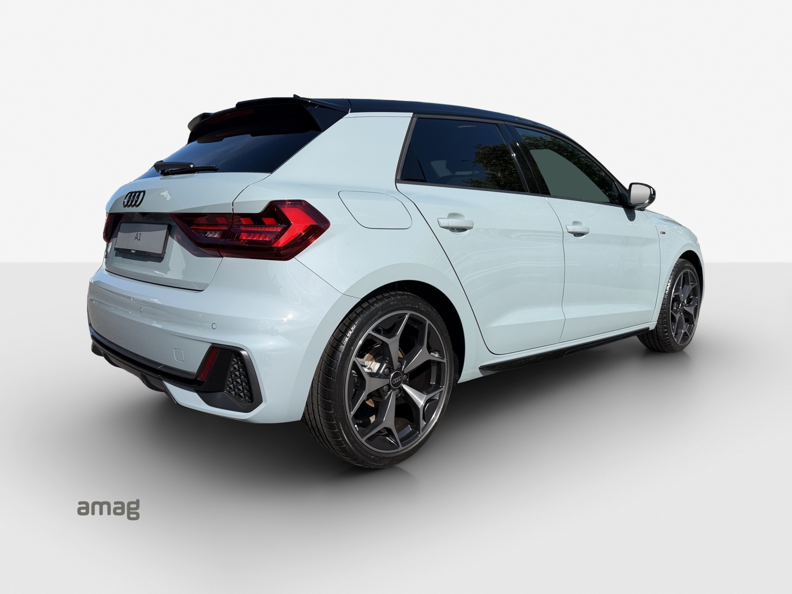 AUDI A1 Sportback 35 TFSI S Line S-tronic-image-4
