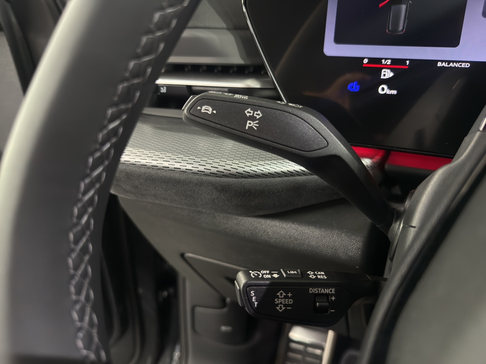 AUDI SQ5 TFSI quattro S-tronic-image-14