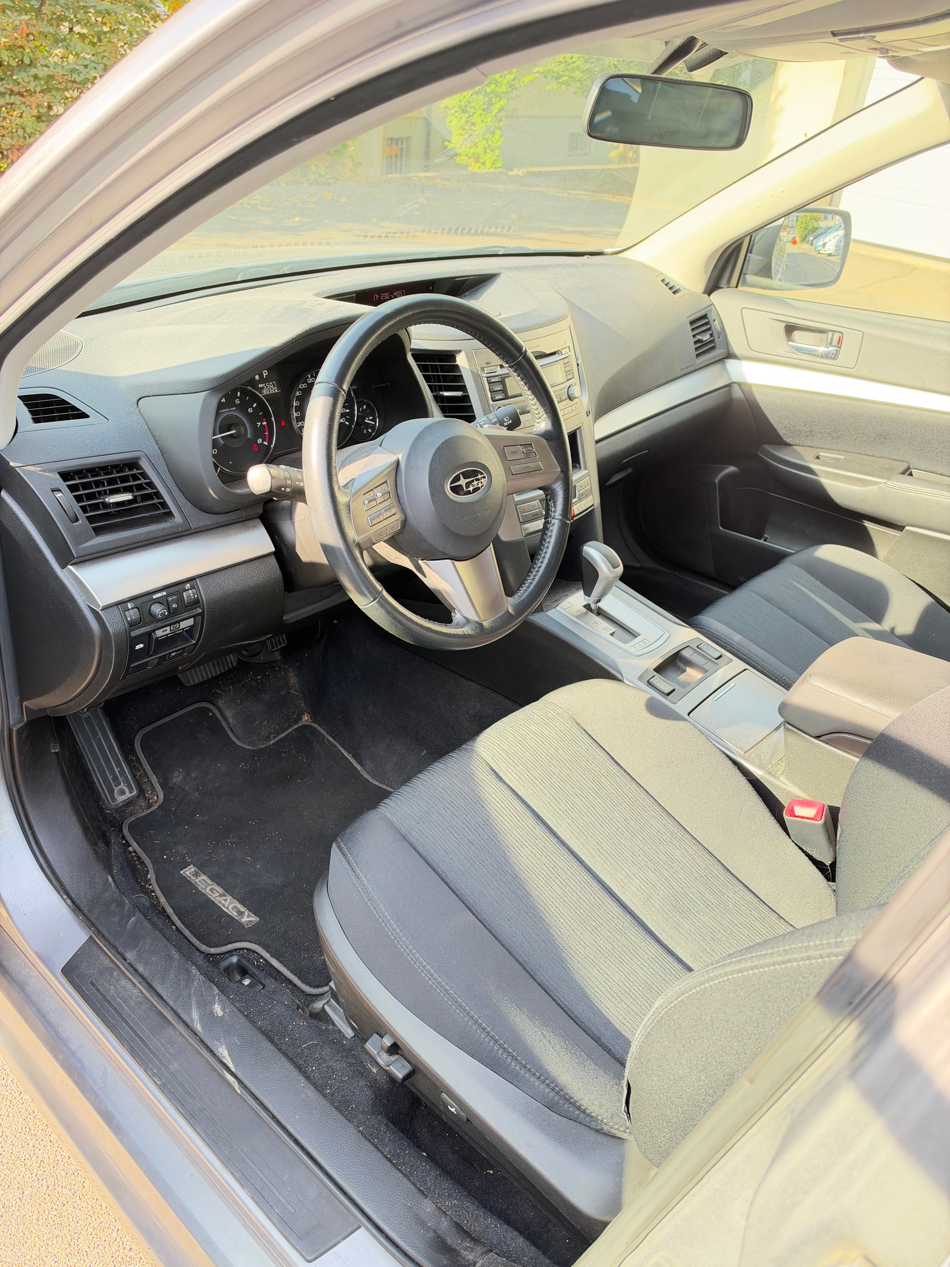 SUBARU Legacy 2.5i Limited S AWD Lineartronic-image-6