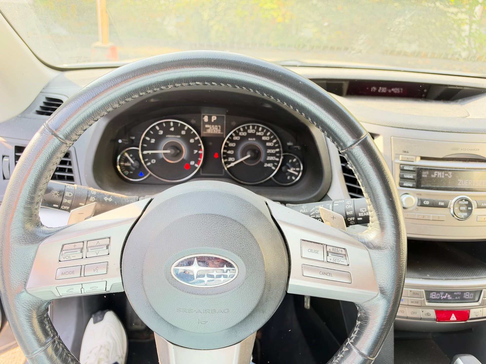 SUBARU Legacy 2.5i Limited S AWD Lineartronic-image-8