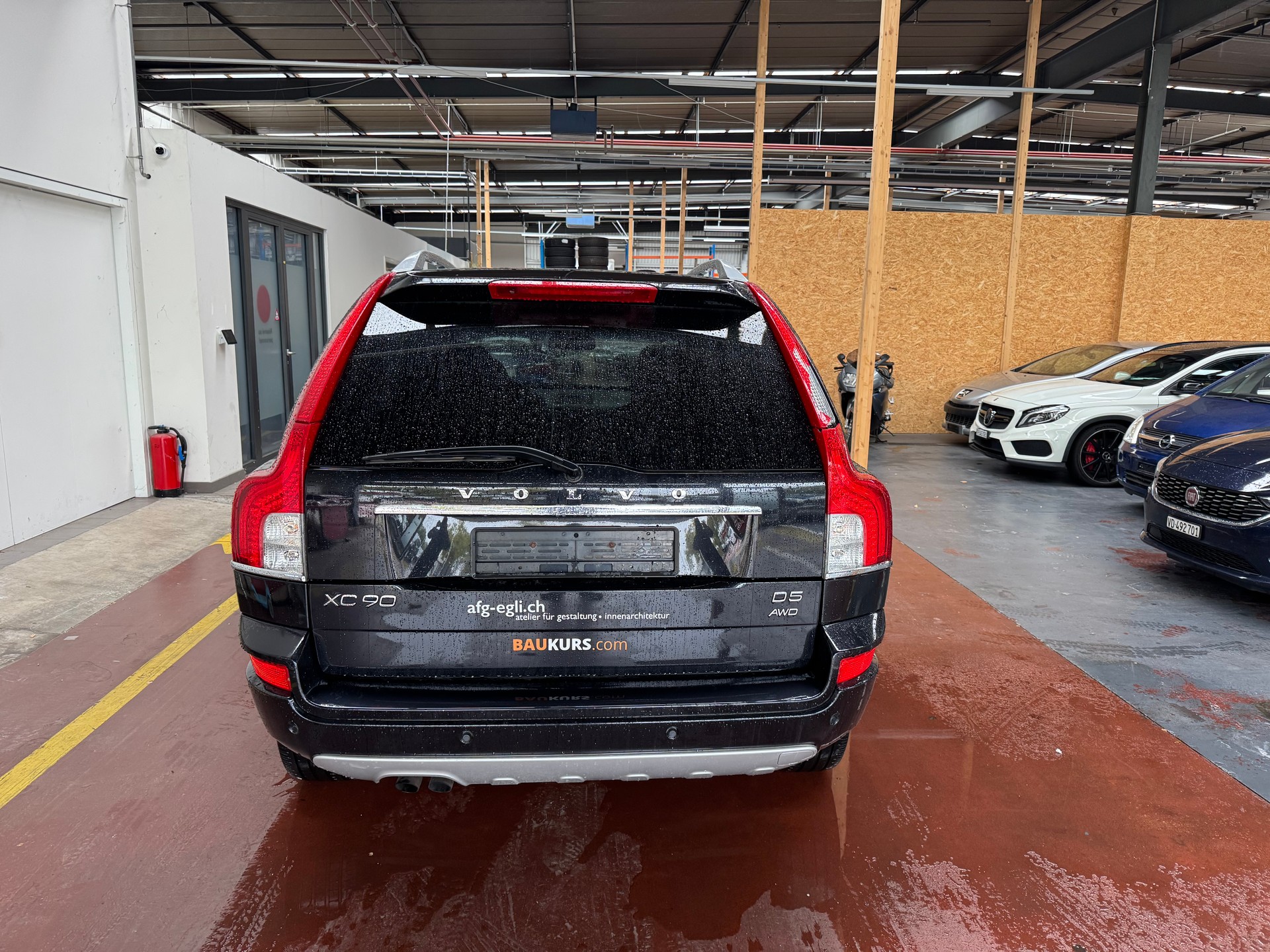 VOLVO XC90 D5 AWD Husky Edition Geartronic-image-8