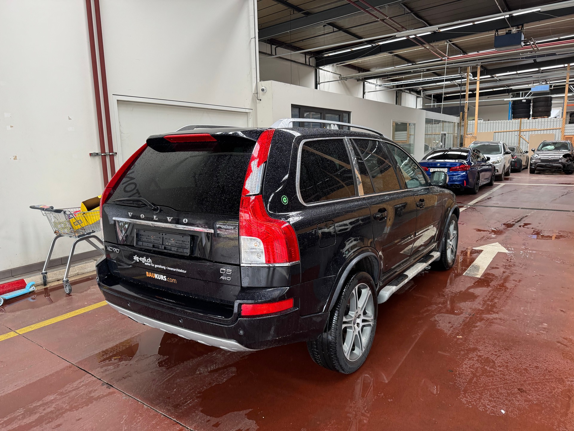 VOLVO XC90 D5 AWD Husky Edition Geartronic-image-7