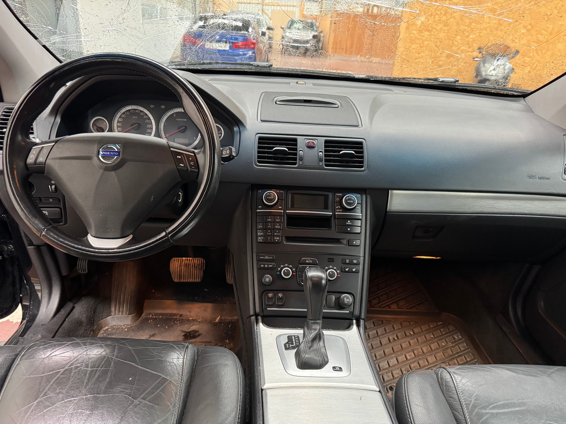 VOLVO XC90 D5 AWD Husky Edition Geartronic-image-19