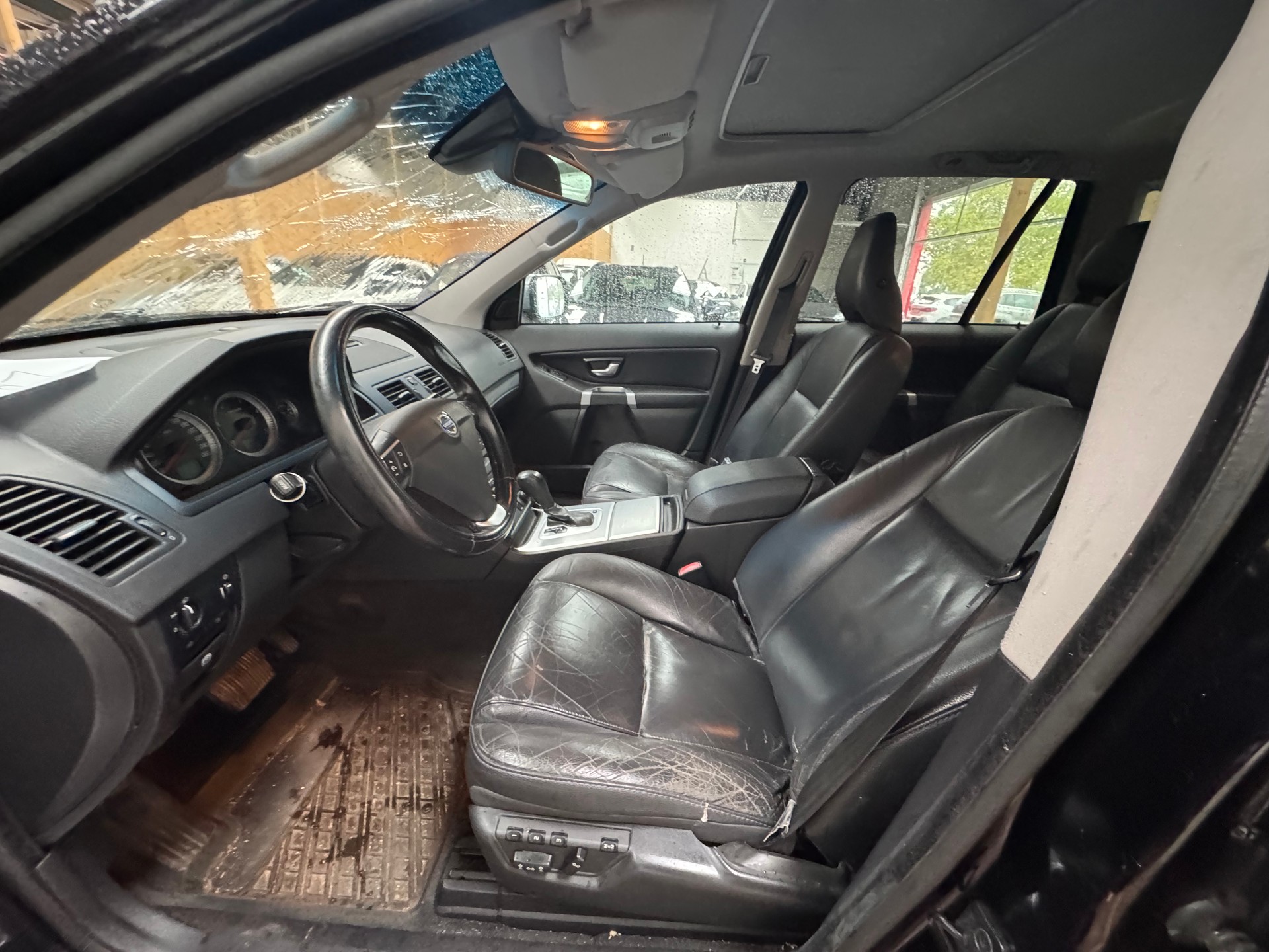 VOLVO XC90 D5 AWD Husky Edition Geartronic-image-14