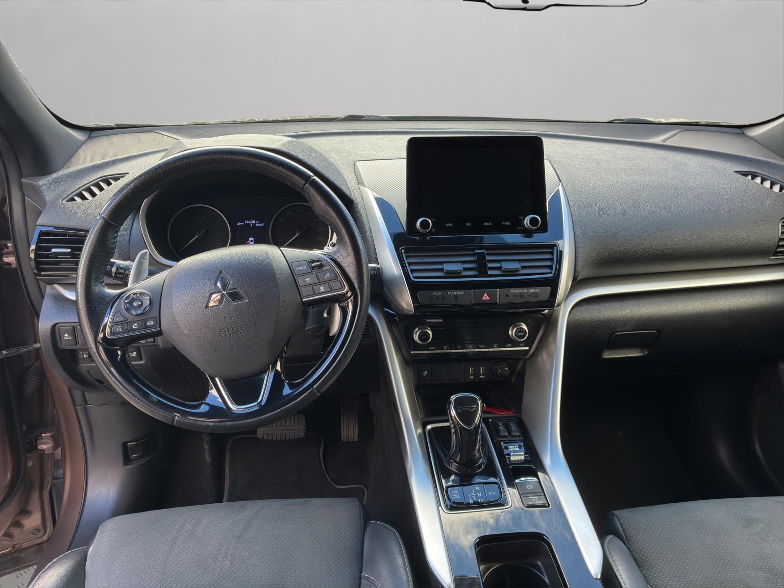 MITSUBISHI Eclipse Cross 2.4 PHEV Style 4x4-image-13