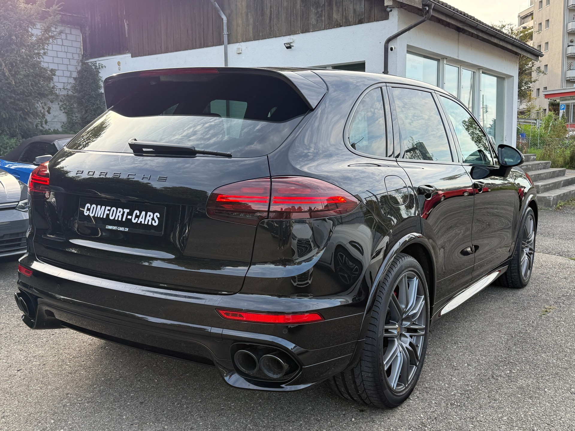 PORSCHE Cayenne GTS mit Anhängerkupplung 3500kg-image-5