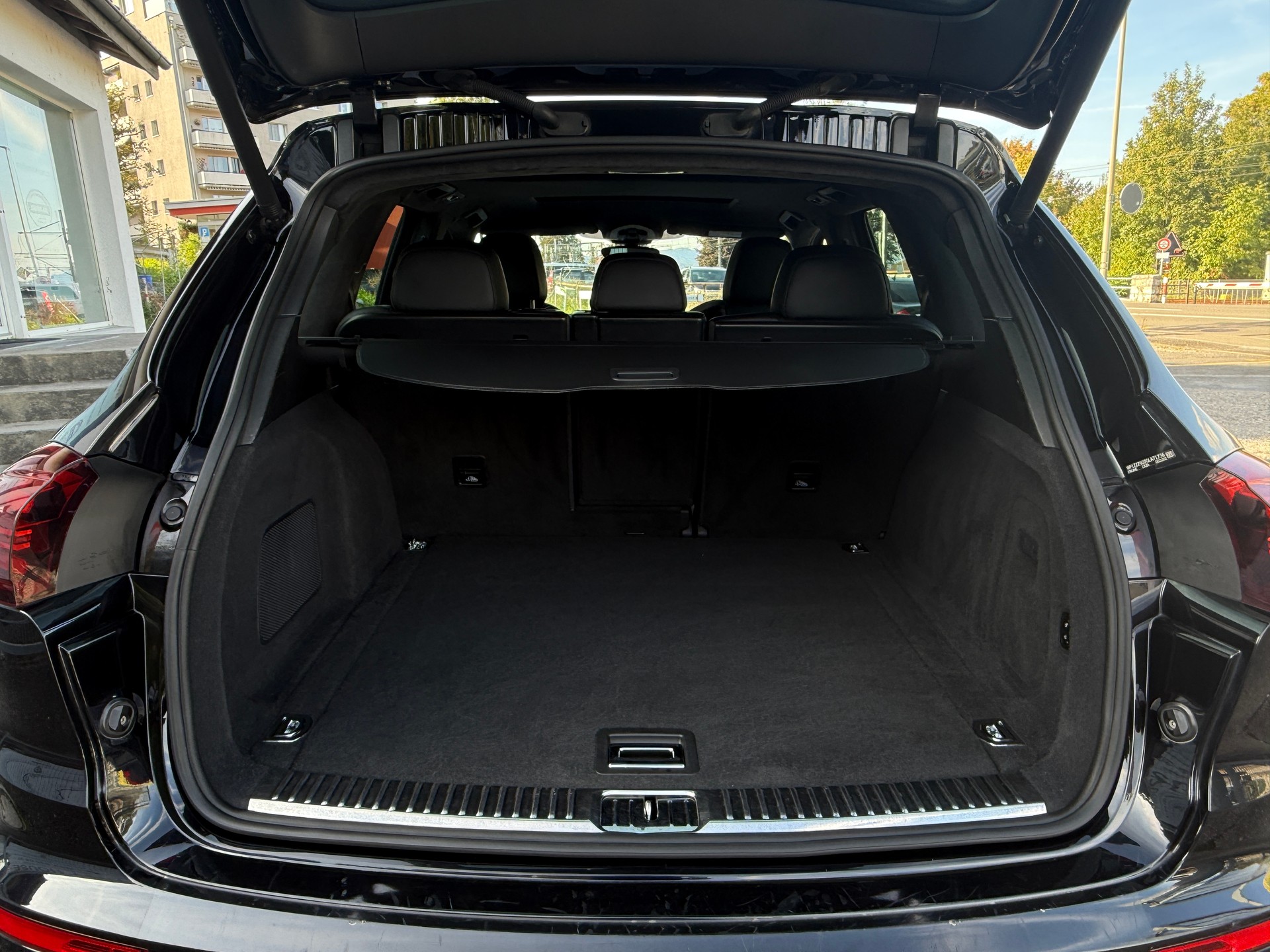 PORSCHE Cayenne GTS mit Anhängerkupplung 3500kg-image-16