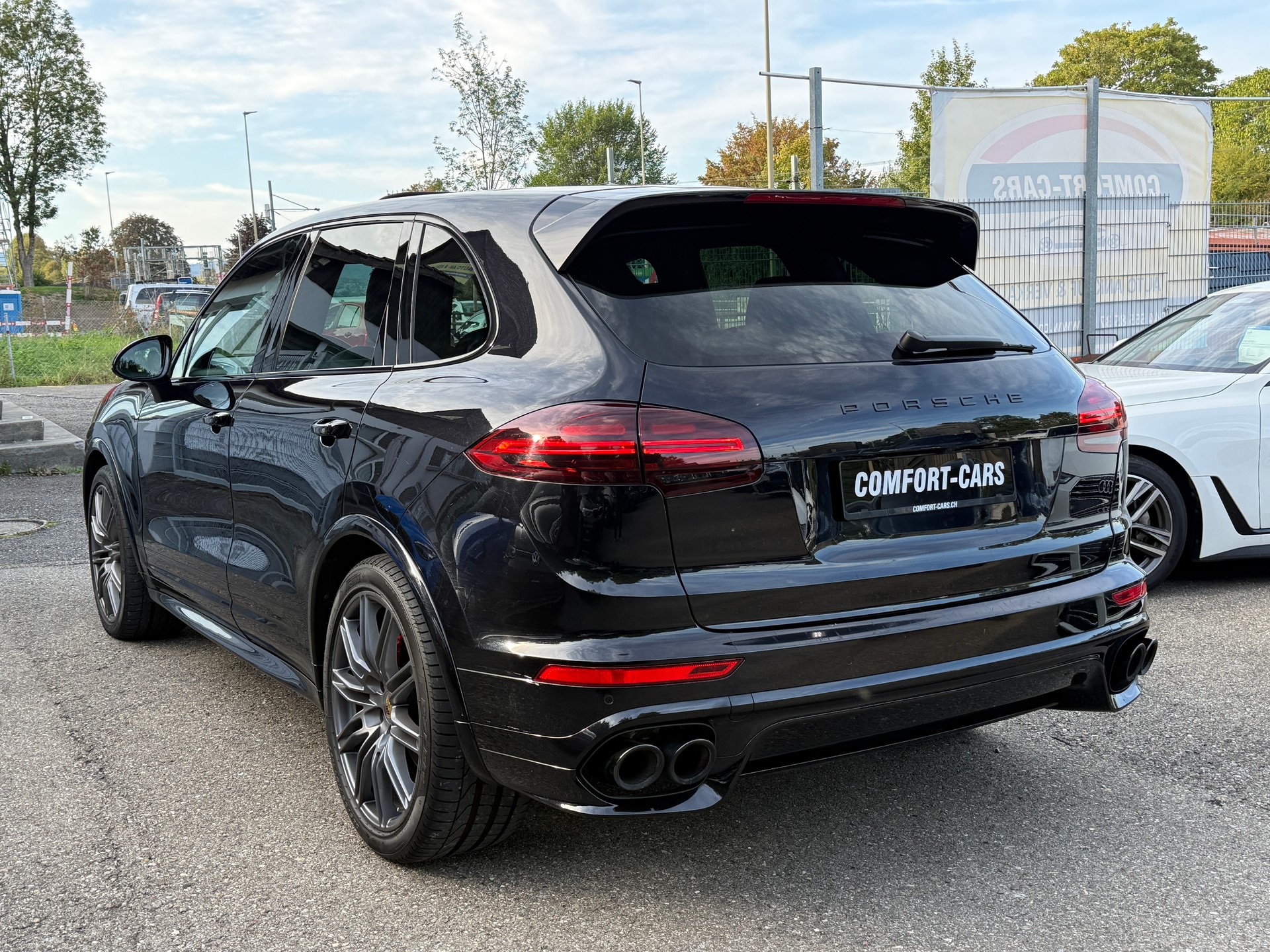 PORSCHE Cayenne GTS mit Anhängerkupplung 3500kg-image-3