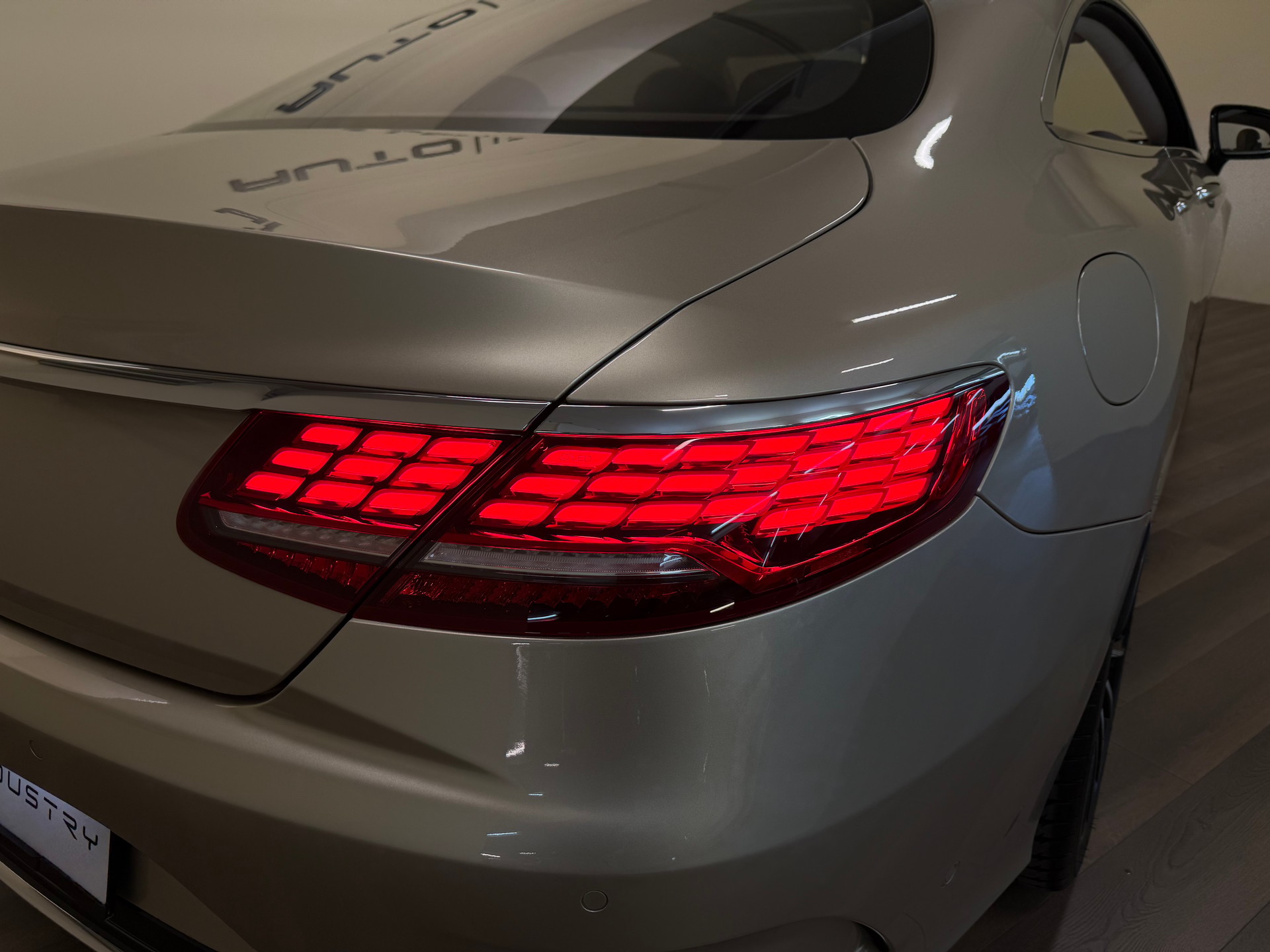 MERCEDES-BENZ S 450 Coupé Exklusiv Edition Designo4Matic 9G-Tronic-image-28
