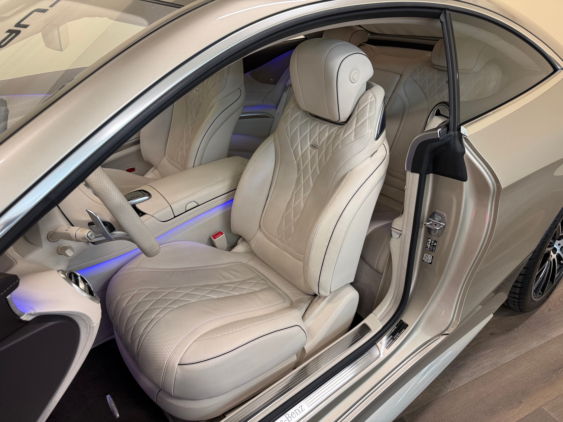 MERCEDES-BENZ S 450 Coupé Exklusiv Edition Designo4Matic 9G-Tronic-image-10