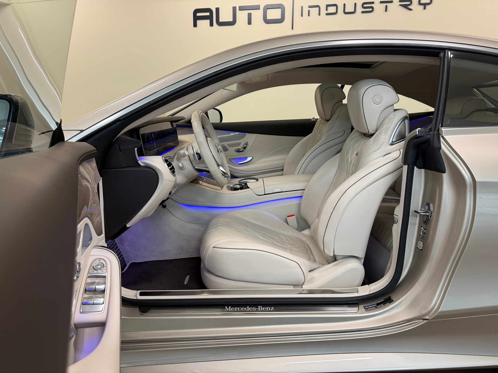 MERCEDES-BENZ S 450 Coupé Exklusiv Edition Designo4Matic 9G-Tronic-image-8