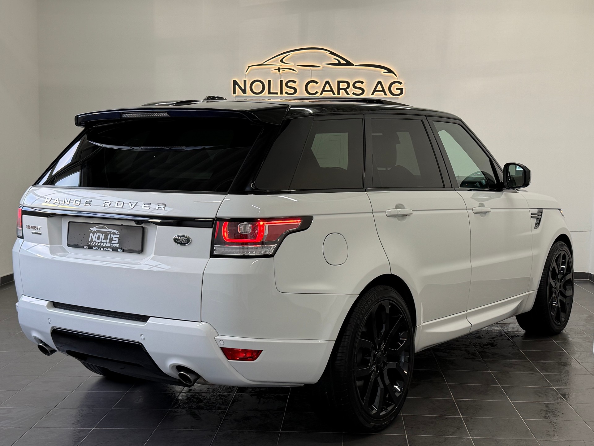 LAND ROVER Range Rover Sport 3.0 SDV6 HSE Automatic-image-6