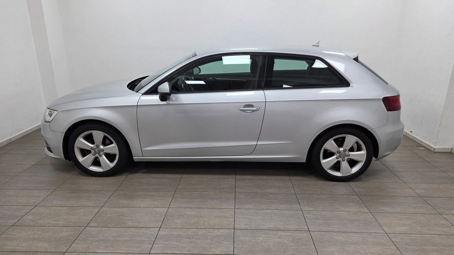 AUDI A3-image-7