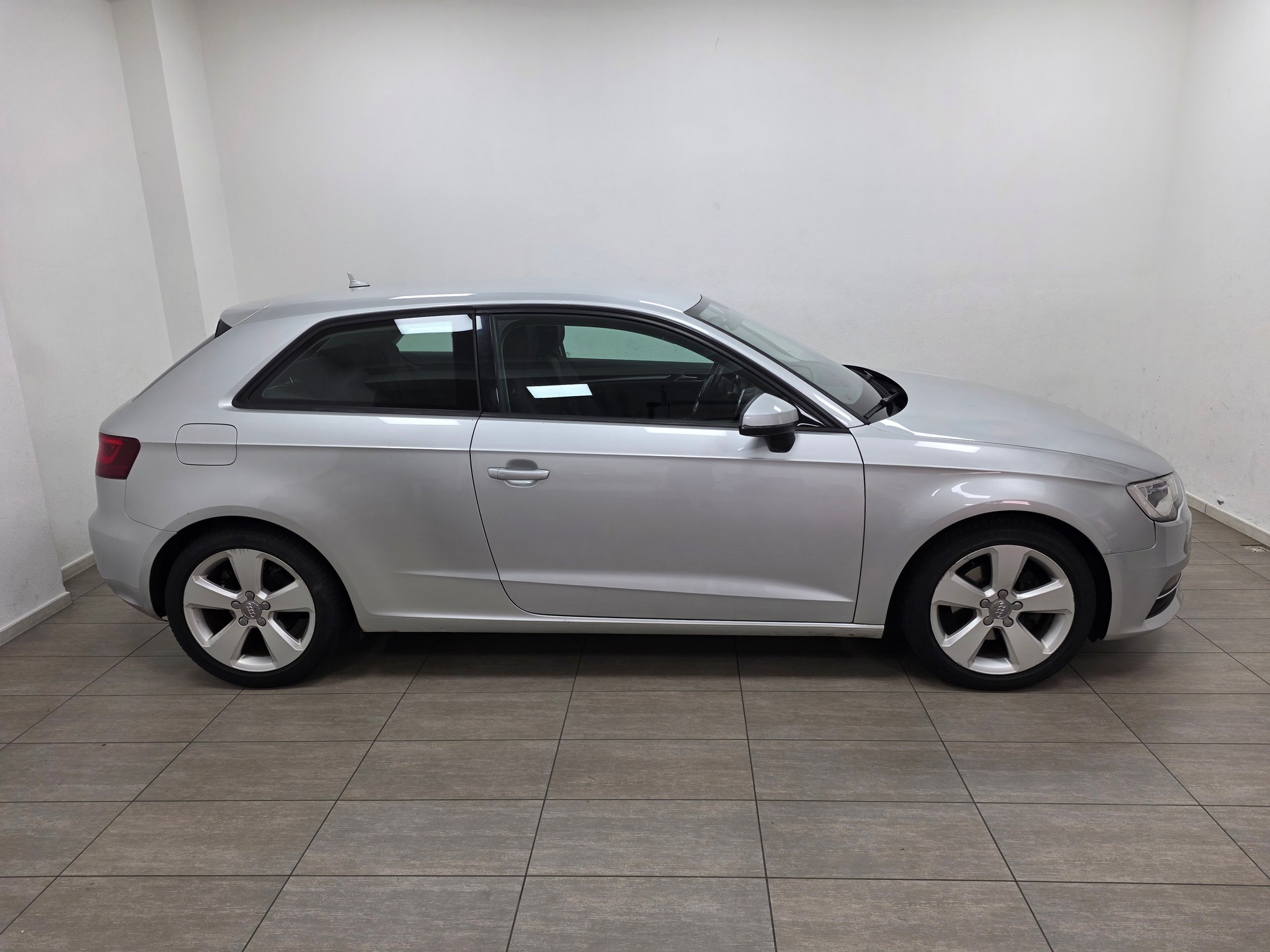 AUDI A3-image-2