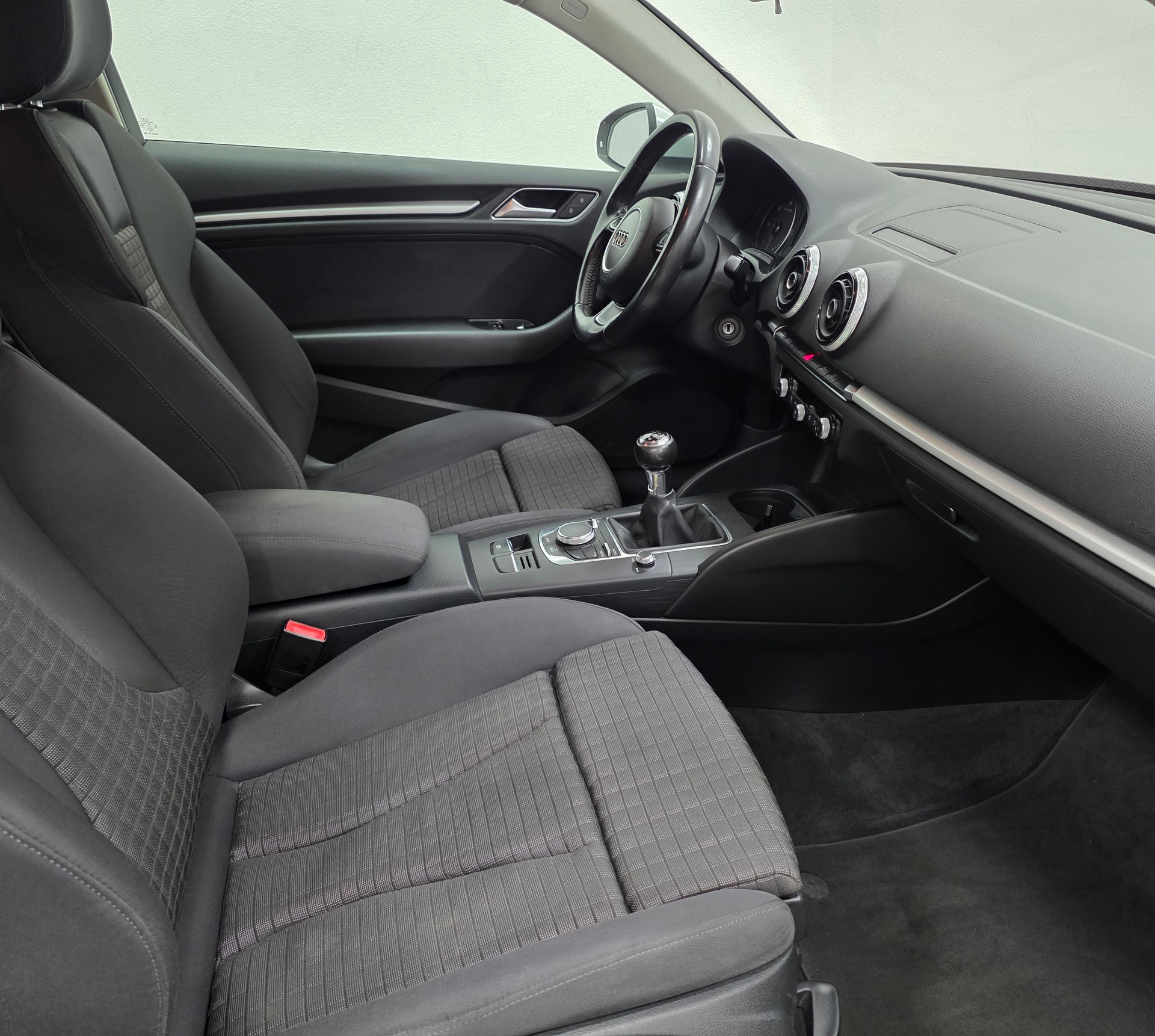 AUDI A3-image-12